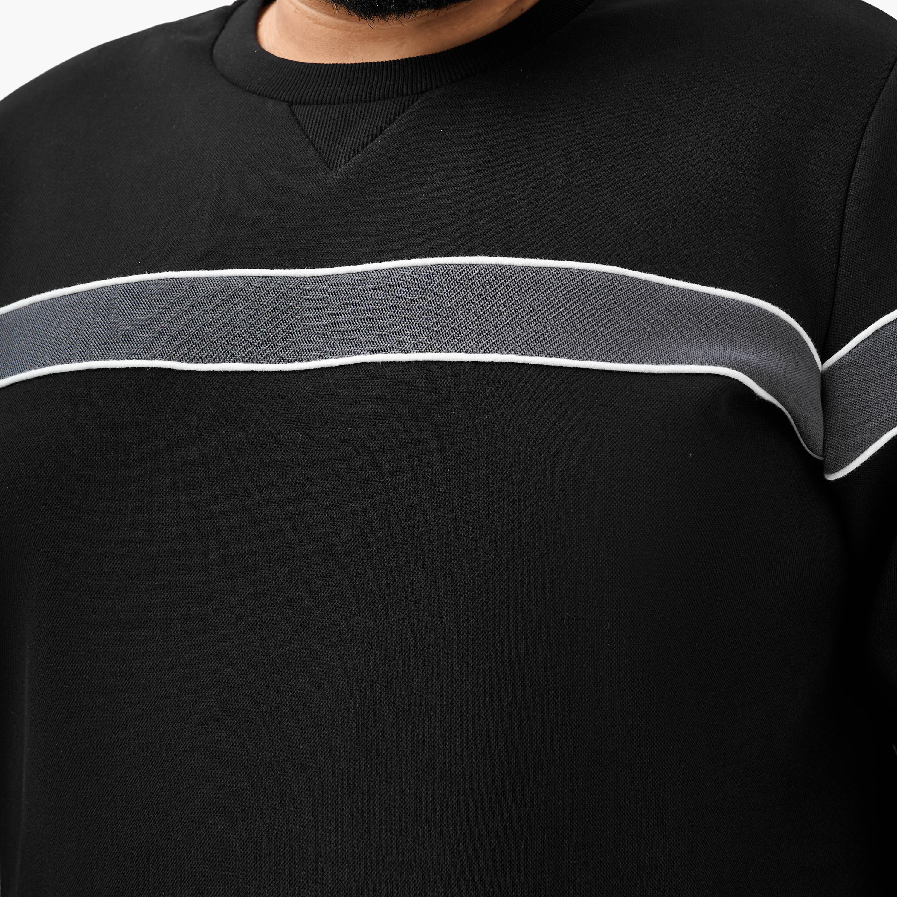 سويت شيرت قطن رجالي مخطط بقصة عادية-men-winterwear-hoodiesandsweatshirts-image-1