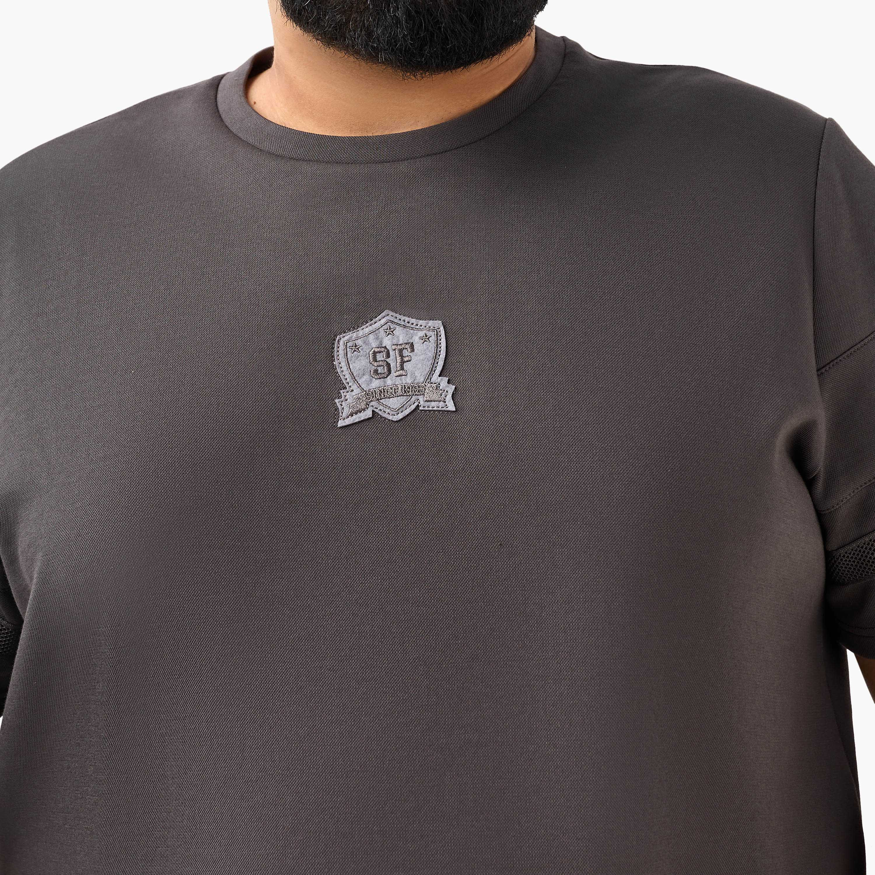 Men Regular Fit Crew Neck Short Sleeve Tape Detail T-shirt-men-clothing-tshirtsandpolos-tshirts-image-4
