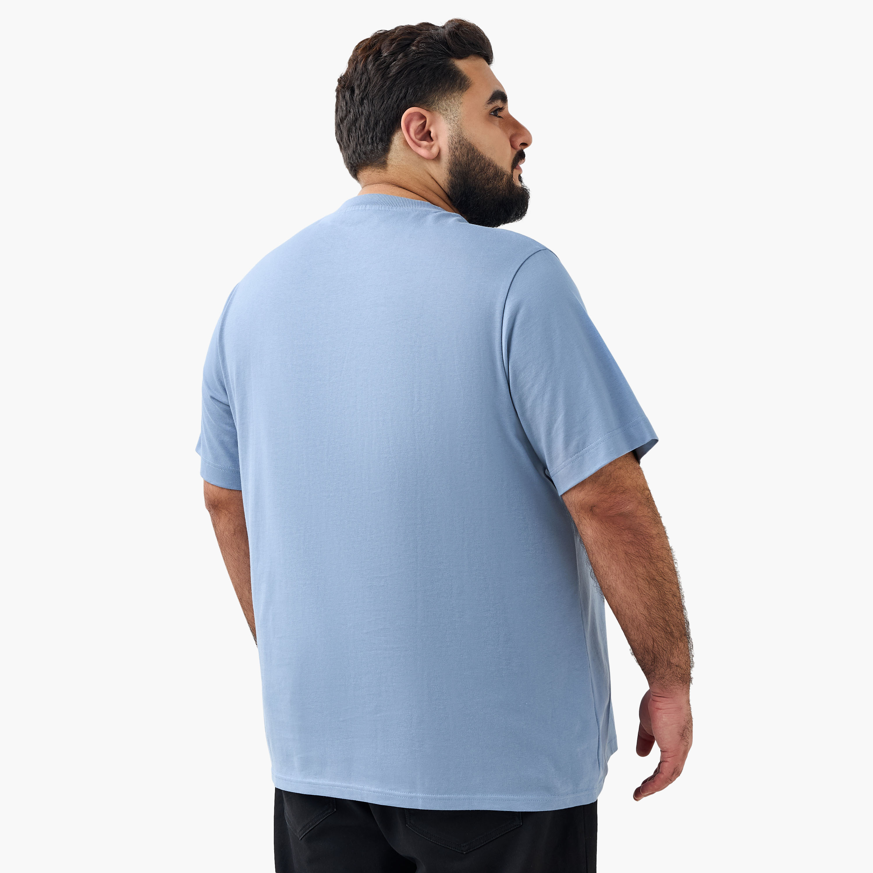 تيشيرت رجالي بطبعات شعار وقصة عادية وياقة ضيقة وأكمام قصيرة-men-clothing-tshirtsandpolos-tshirts-image-3