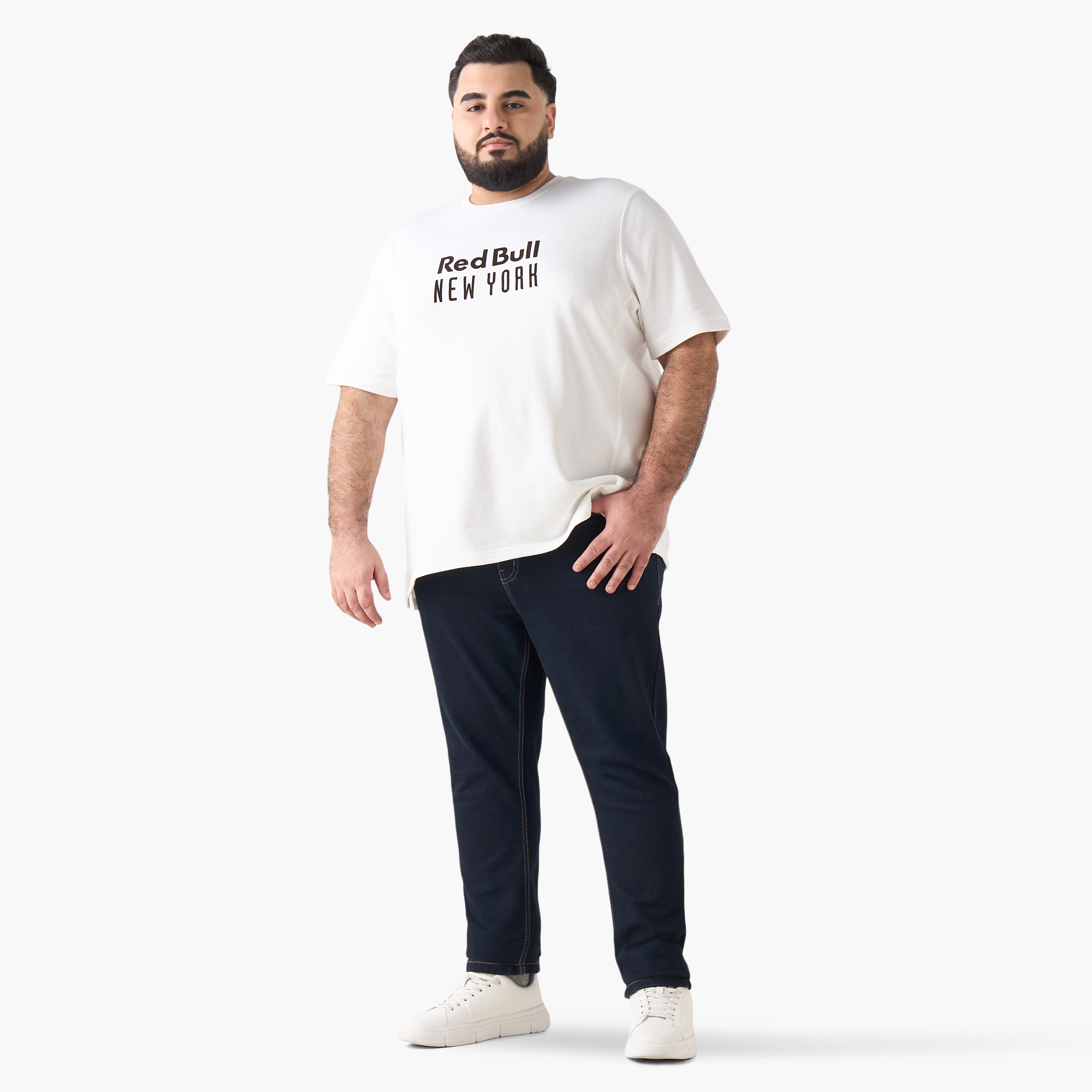 تيشيرت رجالي بطبعات وقصة عادية وياقة مستديرة وأكمام قصيرة-men-clothing-tshirtsandpolos-tshirts-image-3