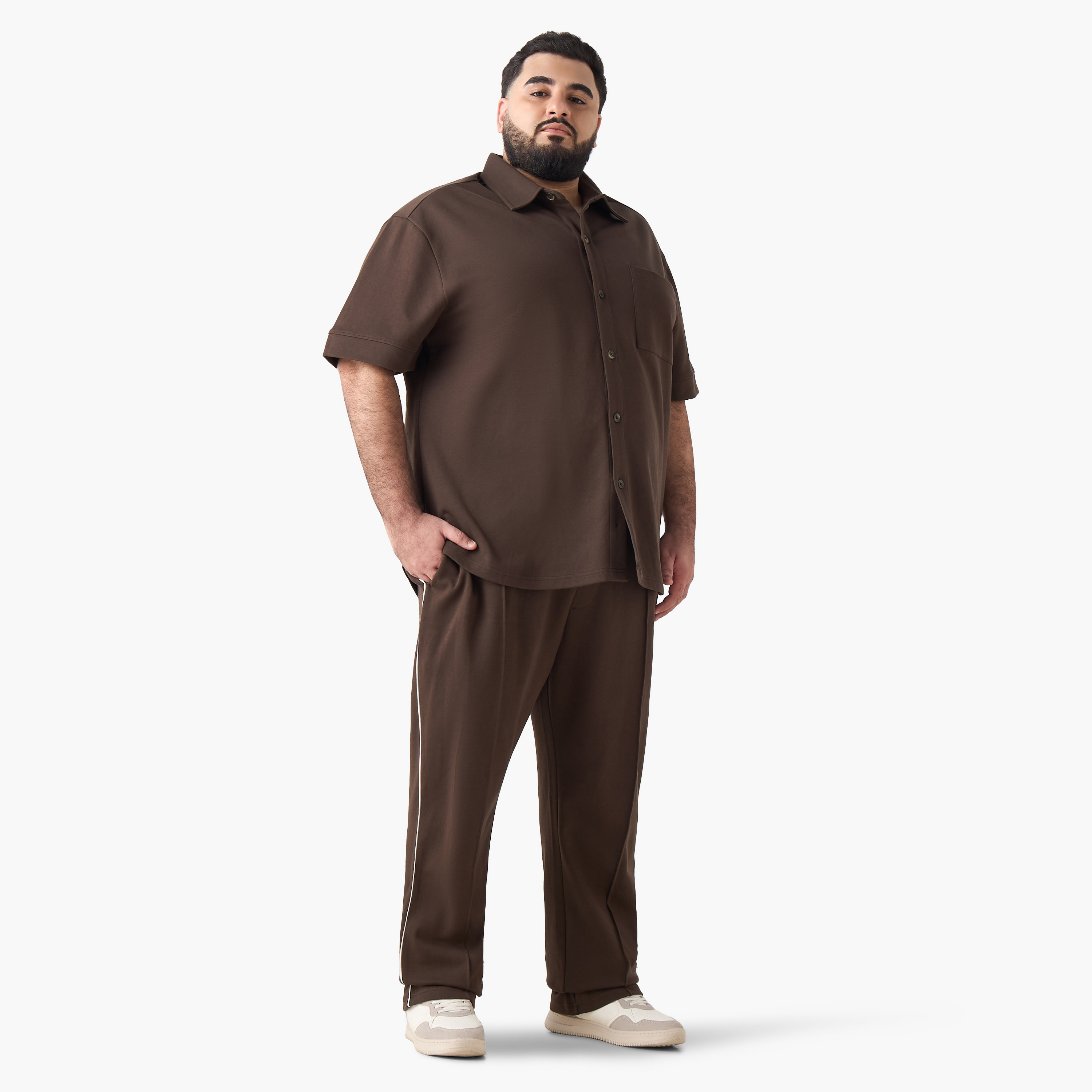 قميص رجالي بياقة وقصة عادية وأكمام قصيرة-men-clothing-shirts-image-3