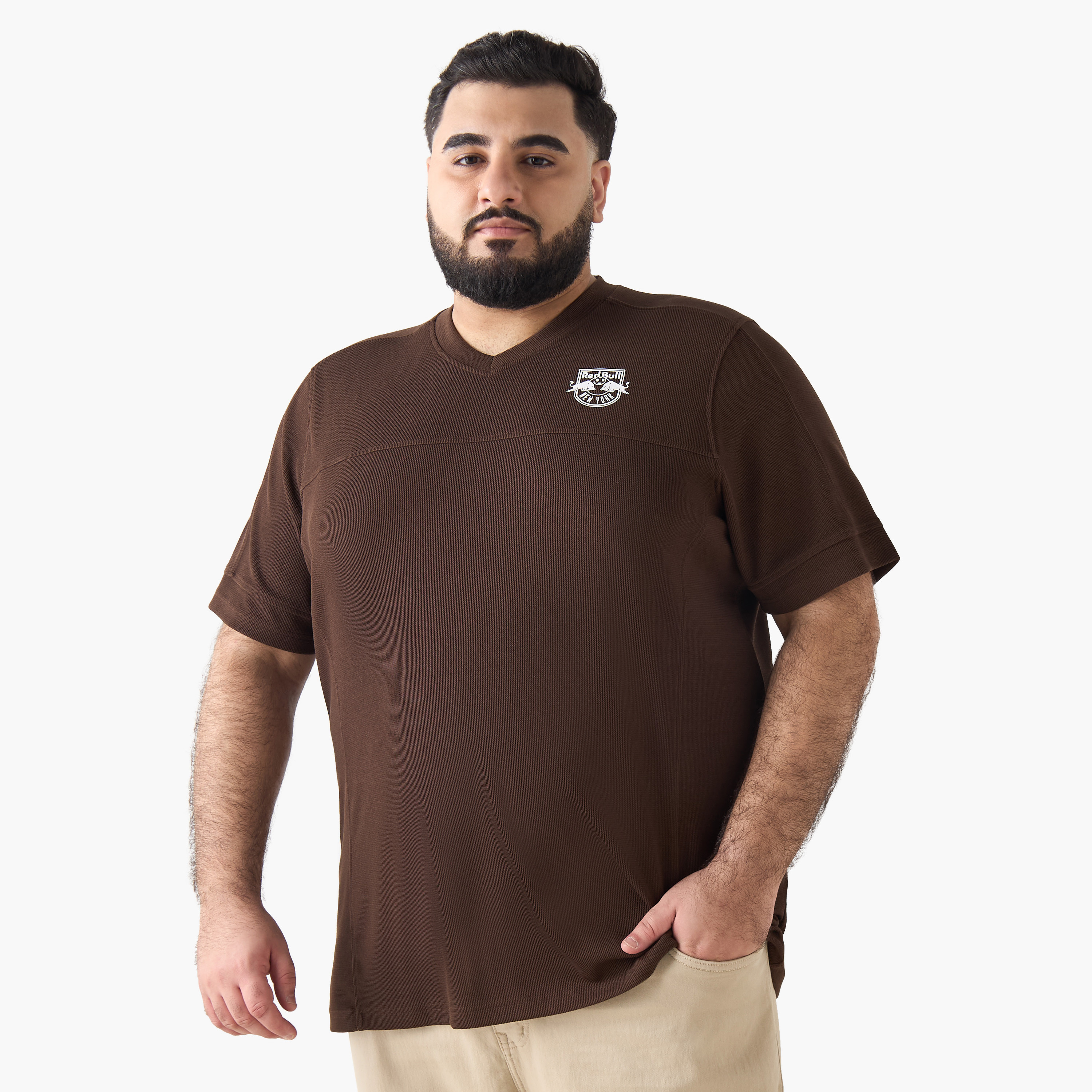 Men Regular Fit V-neck Short Sleeve Red Bull New York Print T-shirt-men-clothing-tshirtsandpolos-tshirts-image-4