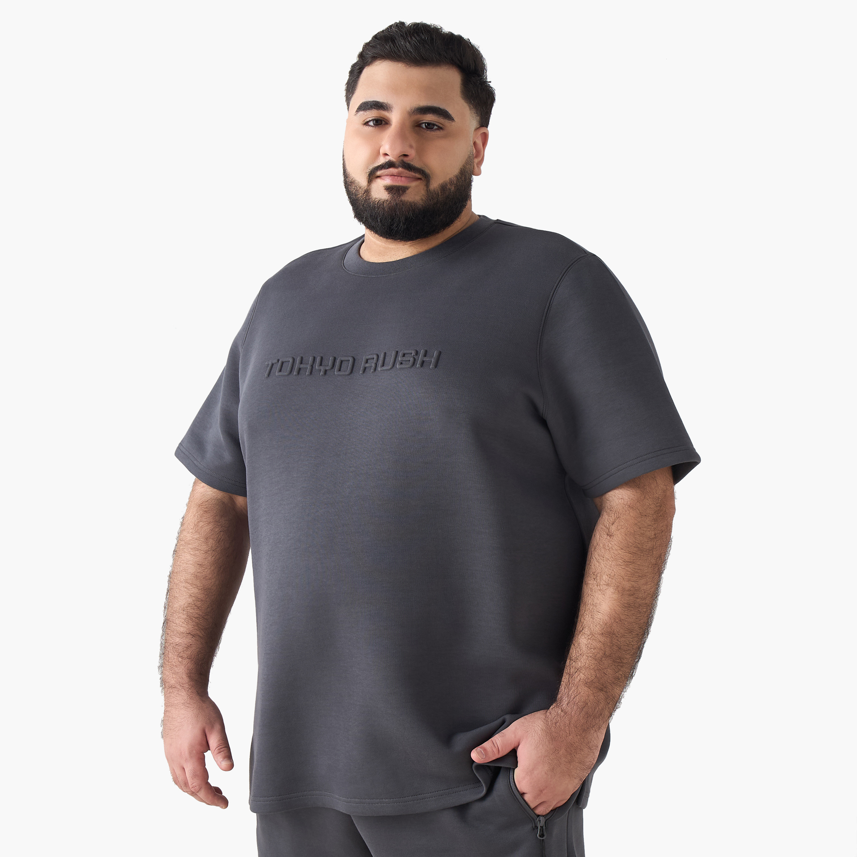 تيشيرت رجالي منقوش بقصة عادية وياقة ضيقة وأكمام قصيرة-men-clothing-coordsets-image-5