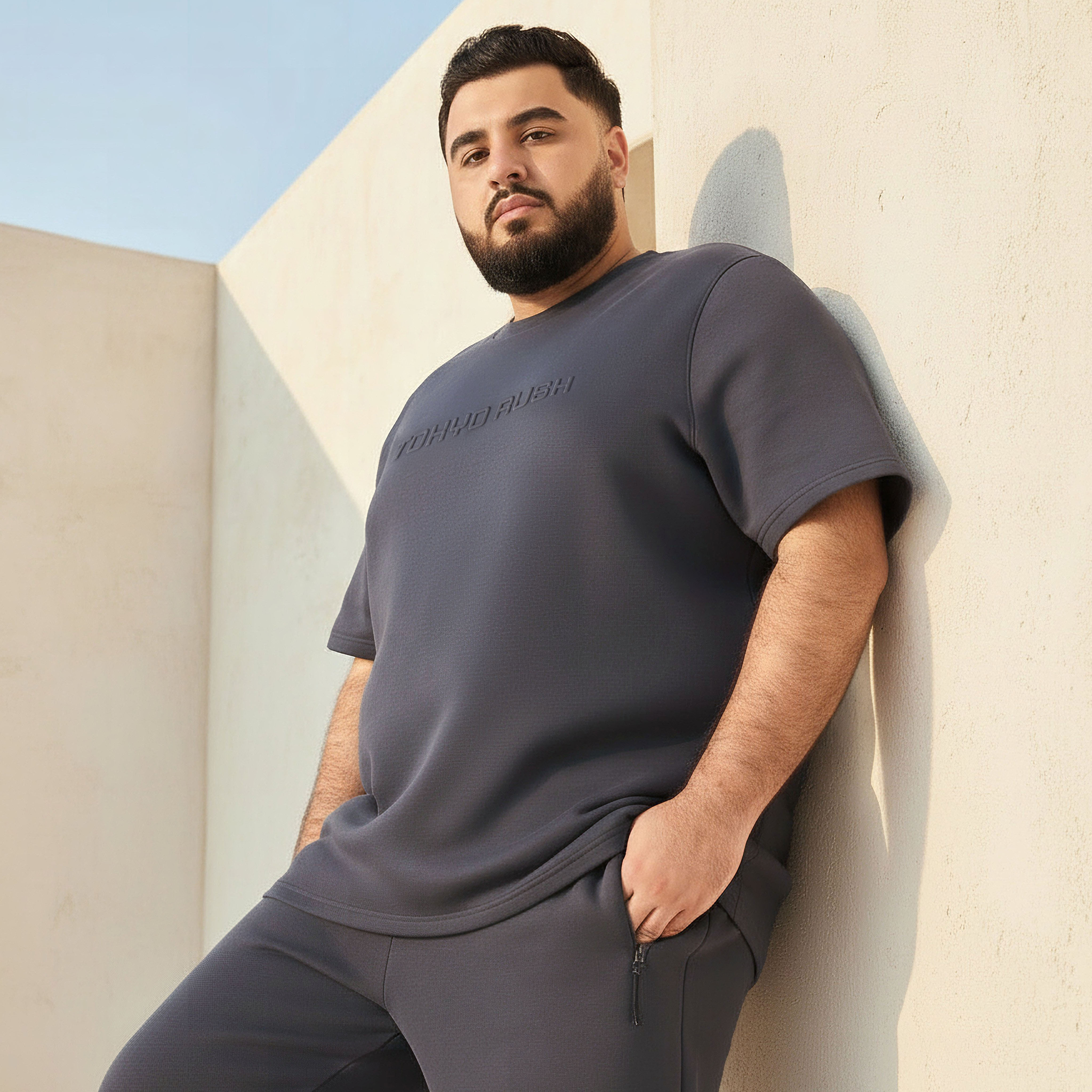 تيشيرت رجالي منقوش بقصة عادية وياقة ضيقة وأكمام قصيرة-men-clothing-coordsets-image-7