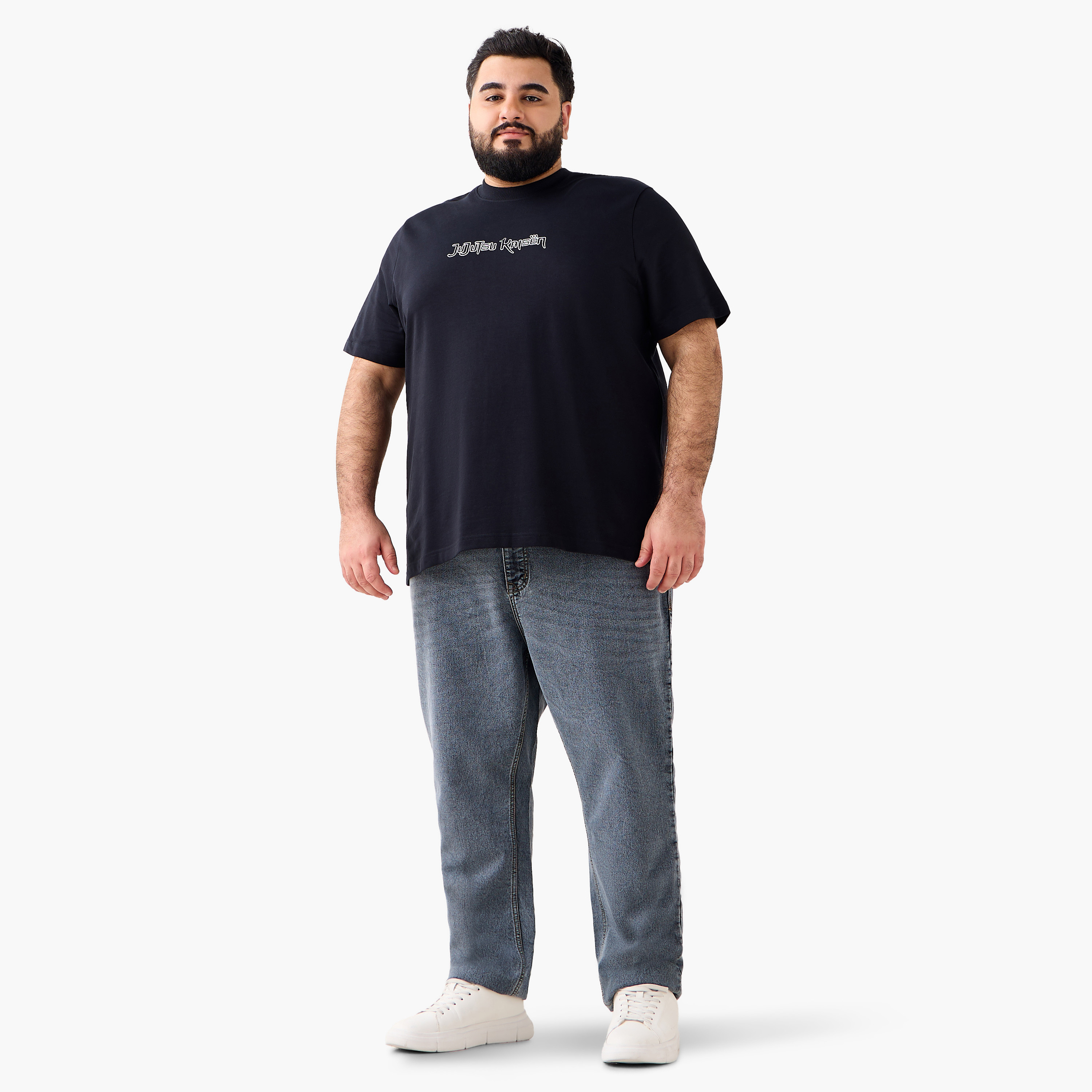 تيشيرت بقصة عادية بياقة ضيقة وأكمام قصيرة وطبعات للرجال-men-clothing-tshirtsandpolos-tshirts-image-3