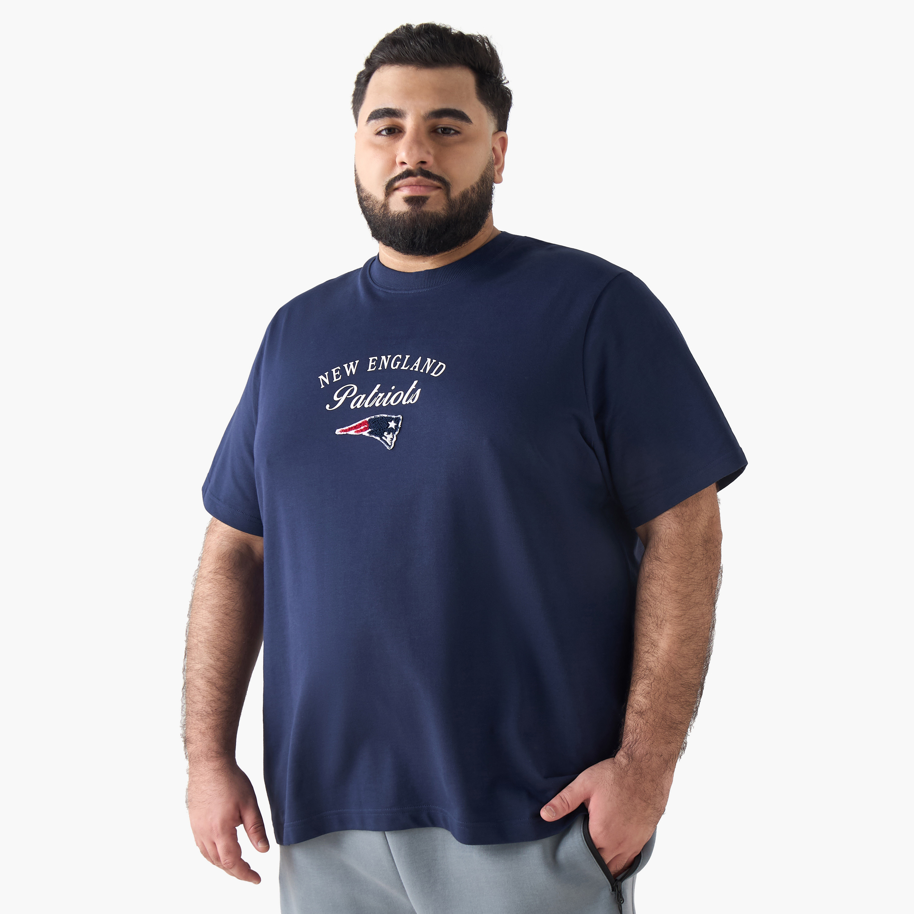 تيشيرت رجالي بطبعات وياقة ضيقة وأكمام قصيرة-PROMO_SP_OM_RGCC_BUY2FOR11_5_040325-image-4