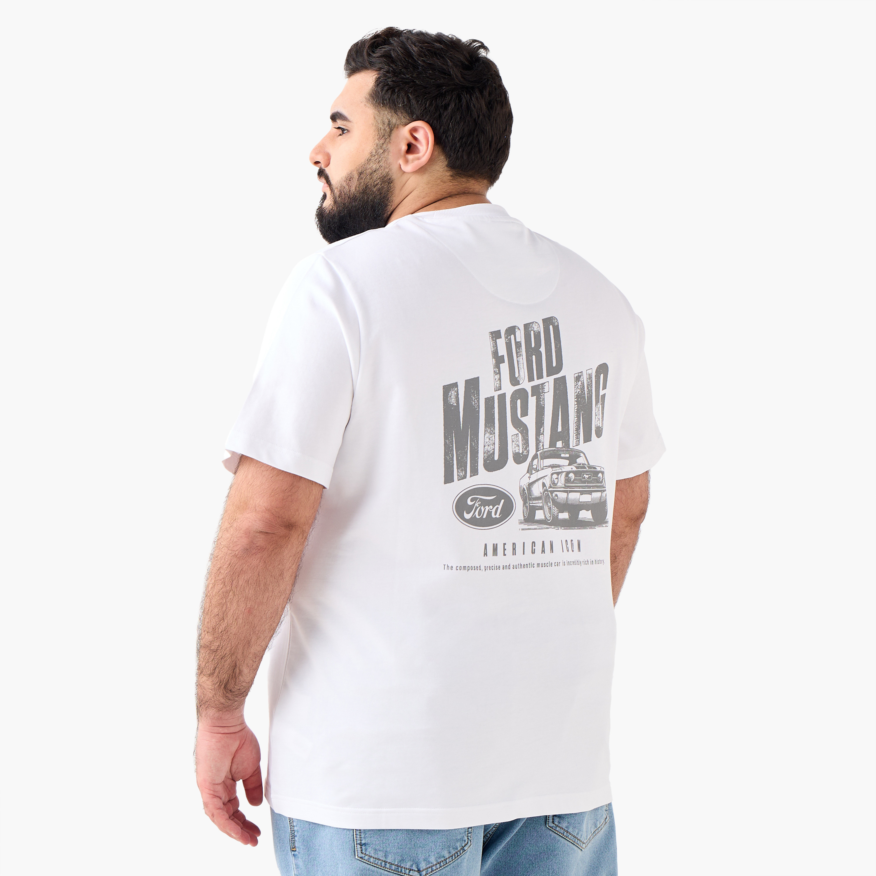 تيشيرت بقصة عادية وياقة ضيقة وأكمام قصيرة وطبعات للرجال-men-clothing-tshirtsandpolos-tshirts-image-2