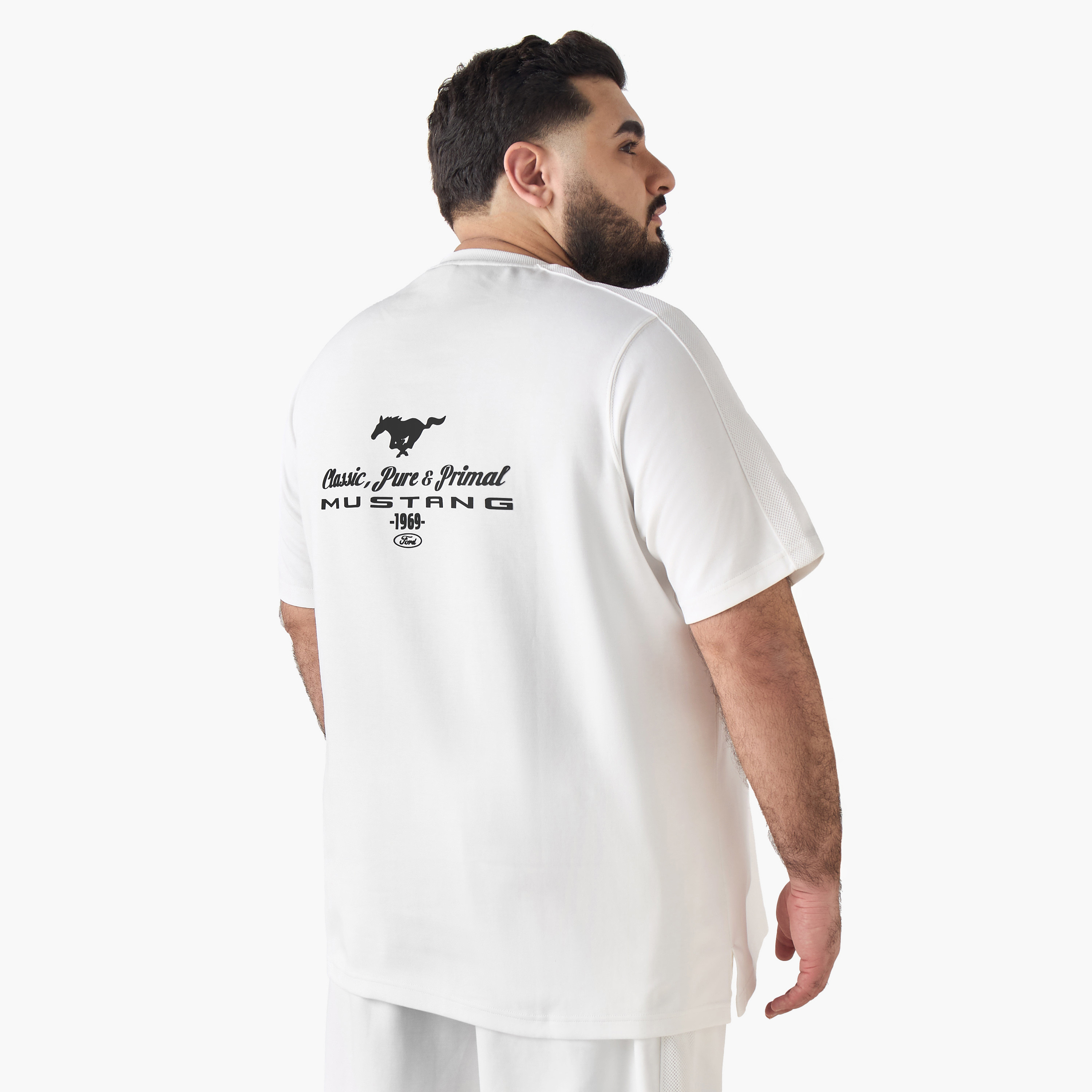 تيشيرت رجالي بطبعات وقصة عادية وياقة مستديرة وأكمام قصيرة-men-clothing-tshirtsandpolos-tshirts-image-3