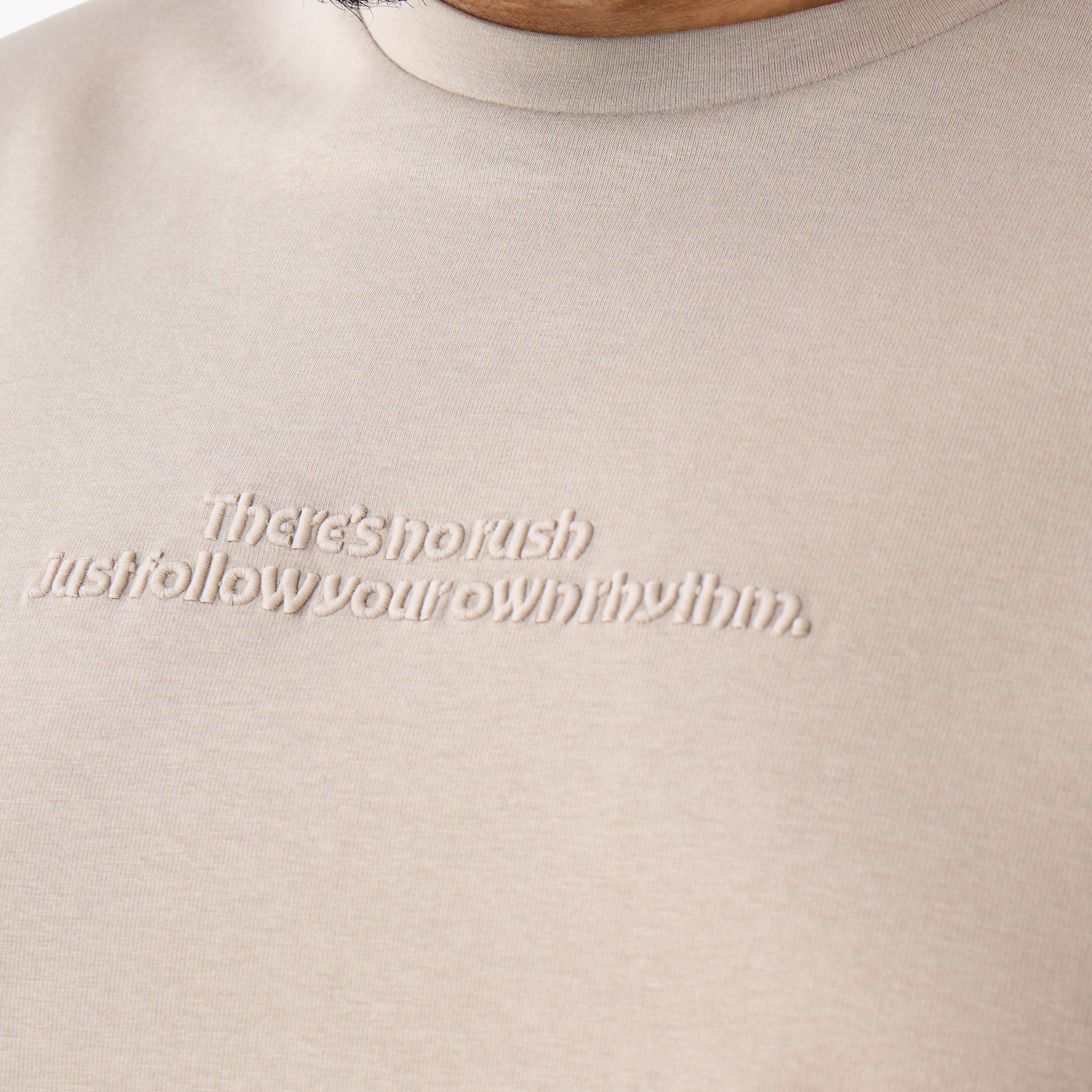 Men Regular Fit Crew Neck Short Sleeves Tonal Embroidered T-shirt-men-clothing-tshirtsandpolos-tshirts-image-7