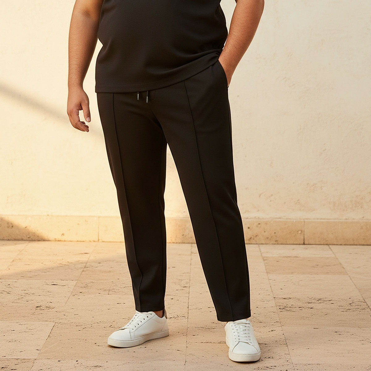 بنطلون رياضي بقصة عادية وتفاصيل بينتوك من سبلاش ماكسيم بلس-men-clothing-bottoms-joggers-image-1