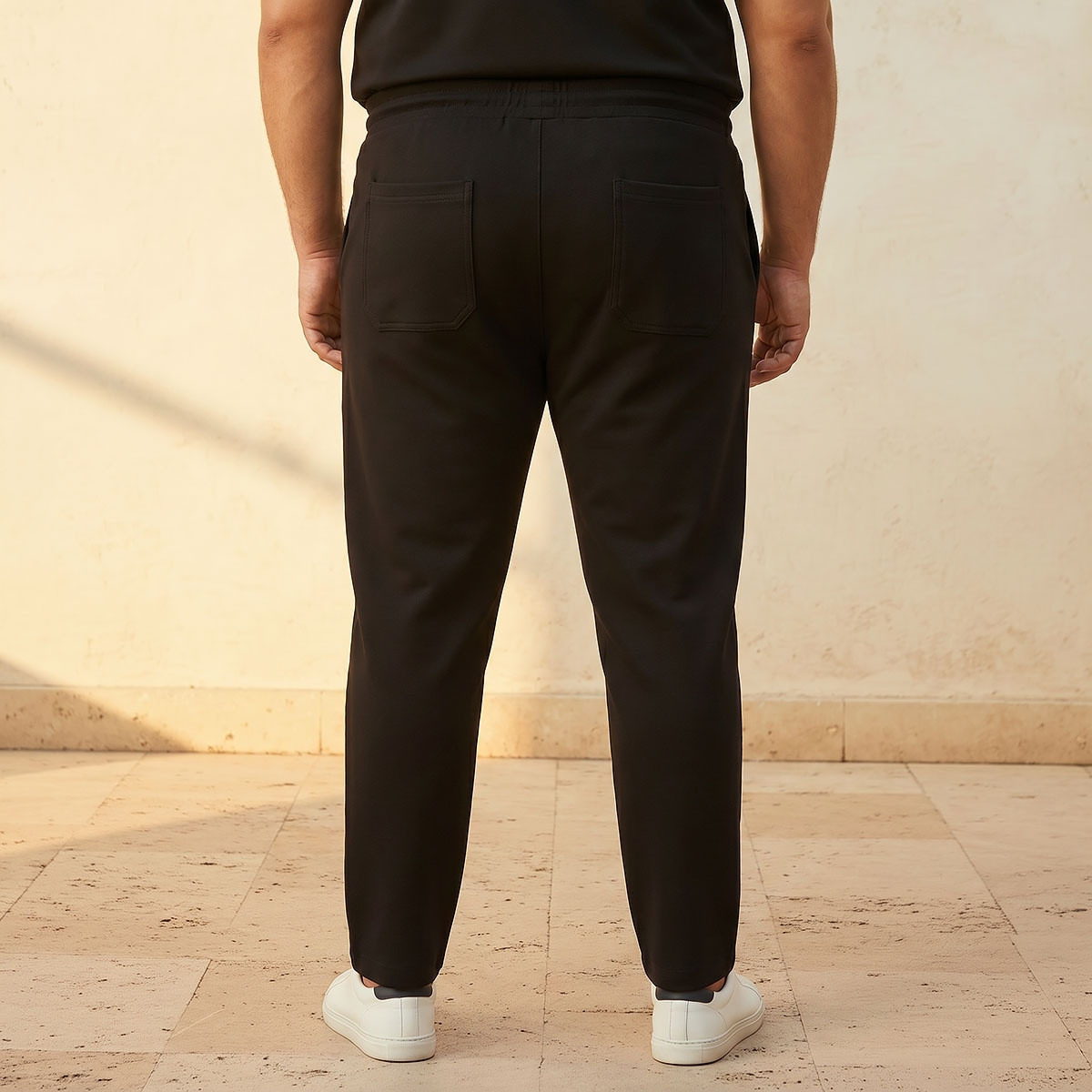 بنطلون رياضي بقصة عادية وتفاصيل بينتوك من سبلاش ماكسيم بلس-men-clothing-bottoms-joggers-image-4