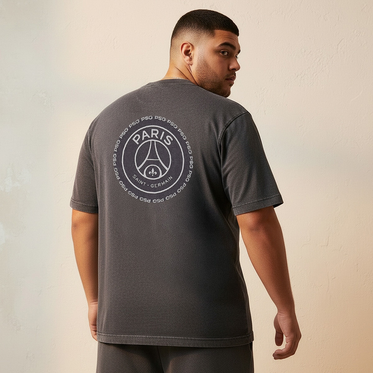 تيشيرت بياقة دائرية بقصة عادية مع طبعة شعار باريس سان جيرمان من سبلاش ماكسيم بلس-men-clothing-tshirtsandpolos-tshirts-image-4