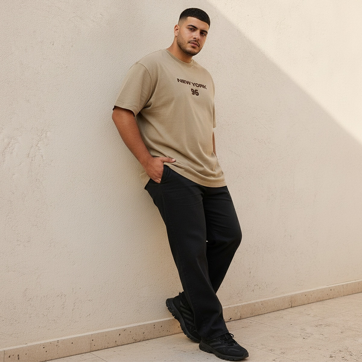 تيشيرت بطبعات نيويورك وياقة ضيقة وأكمام قصيرة من سبلاش ماكسيم بلس-men-clothing-tshirtsandpolos-tshirts-image-3