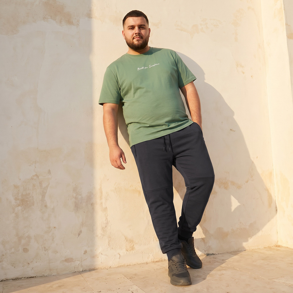 Men Relaxed Fit Cut and Sew Joggers with Drawstring Closure-men-clothing-bottoms-joggers-image-3