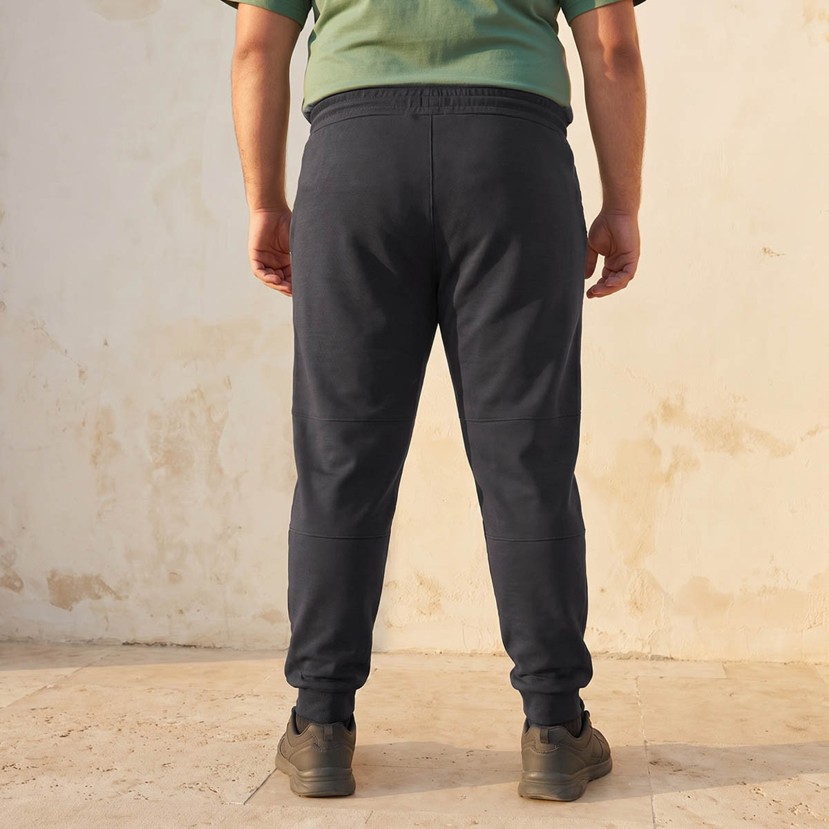 Men Relaxed Fit Cut and Sew Joggers with Drawstring Closure-men-clothing-bottoms-joggers-image-4