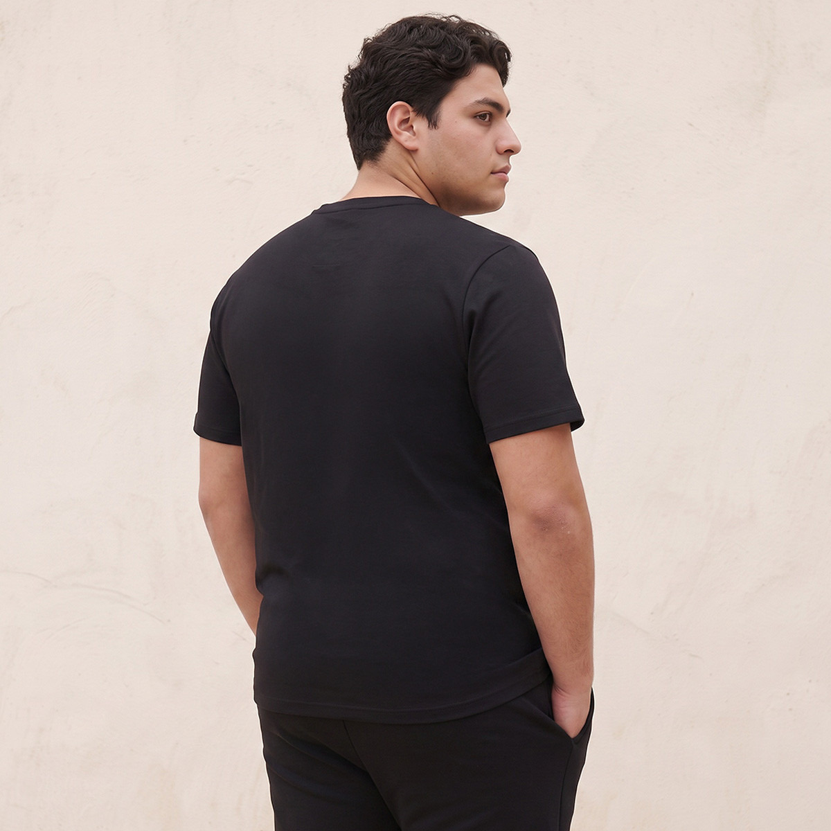تيشيرت مقاس كبير بياقة ضيقة وأكمام قصيرة نيو إنجلاند باتريوتس من سبلاش ماكسيم-men-clothing-tshirtsandpolos-tshirts-image-3