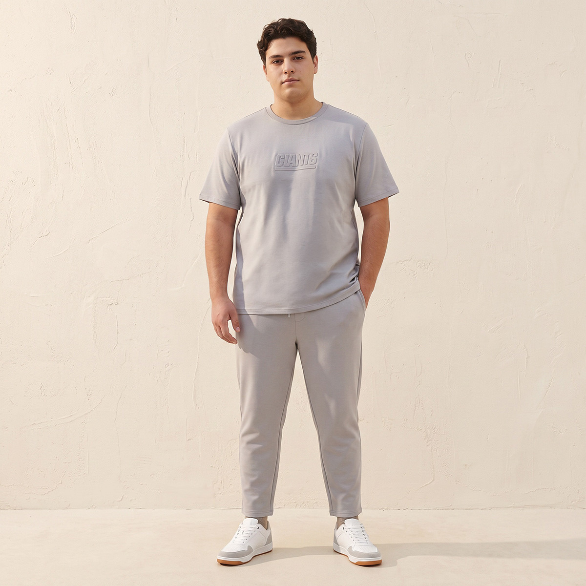 تيشيرت مقاس كبير بياقة ضيقة وأكمام قصيرة جاينتس من سبلاش ماكسيم-men-clothing-tshirtsandpolos-tshirts-image-2