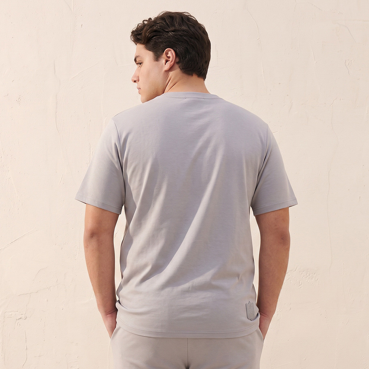تيشيرت مقاس كبير بياقة ضيقة وأكمام قصيرة جاينتس من سبلاش ماكسيم-men-clothing-tshirtsandpolos-tshirts-image-3