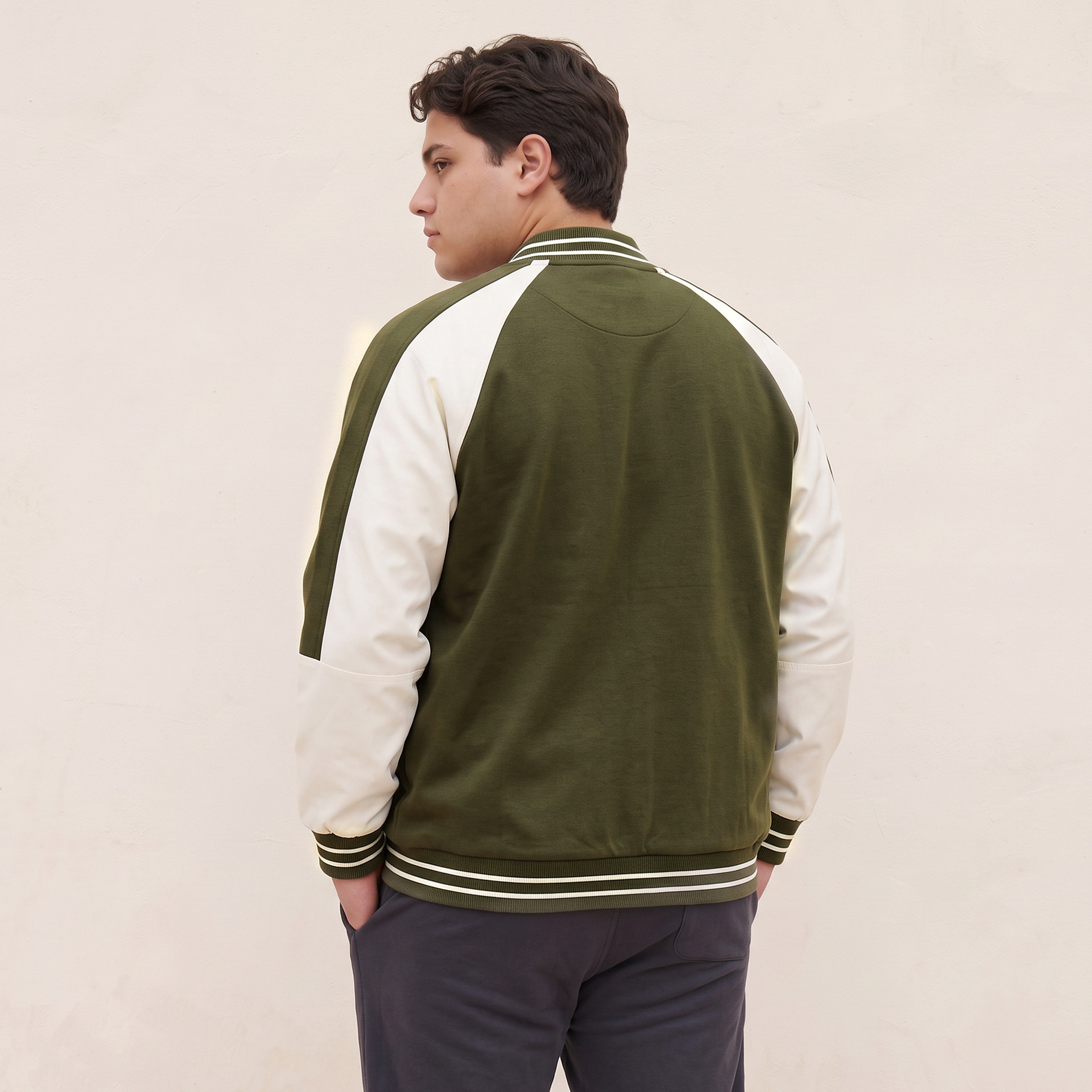 جاكيت للمقاسات الكبيرة بجيوب من سبلاش-men-clothing-jacketsandblazers-jackets-image-3