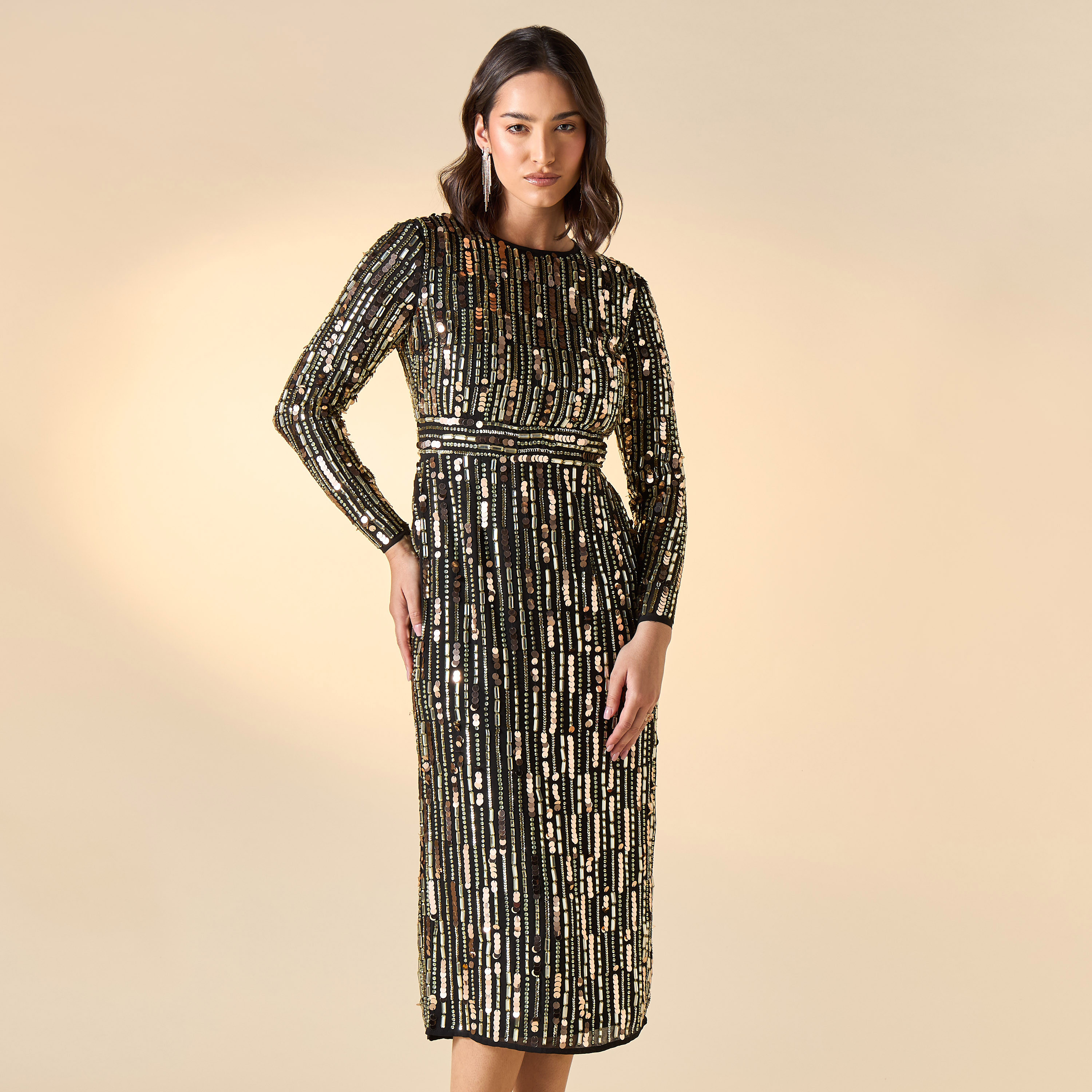 فستان ميدي مزين بأكمام طويلة من أميليا روز-women-clothing-dresses-image-1