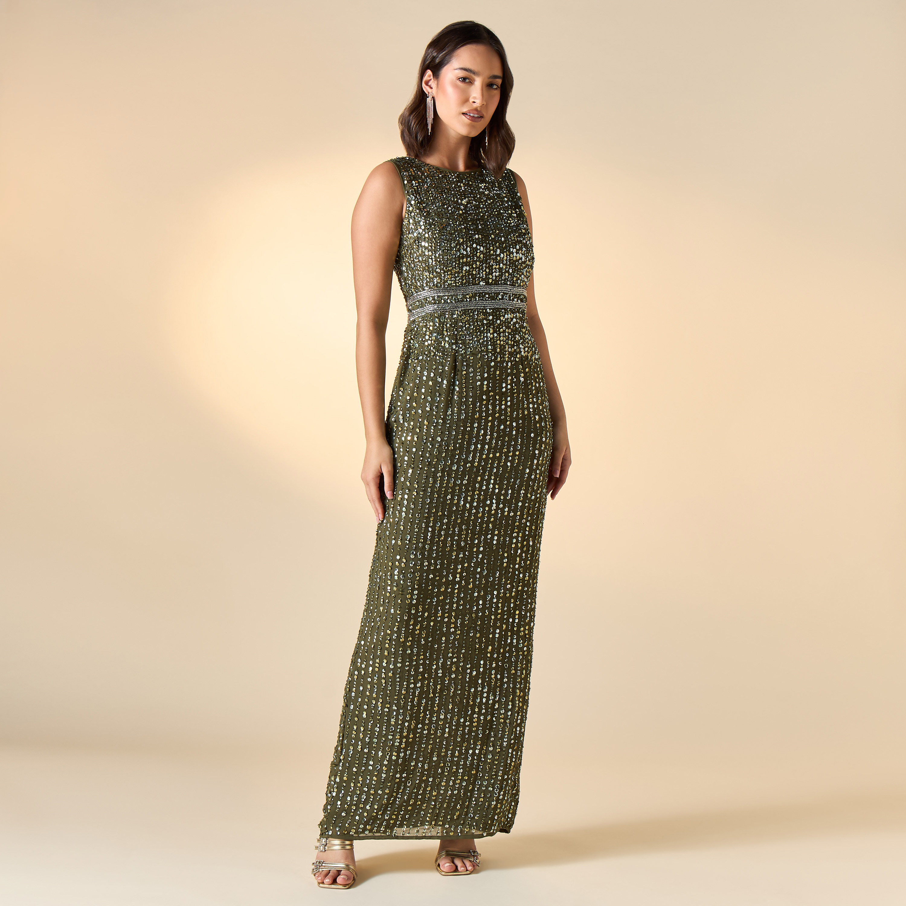 فستان دون أكمام مزيّن بِفتحة من أميليا روز-women-clothing-dresses-image-6