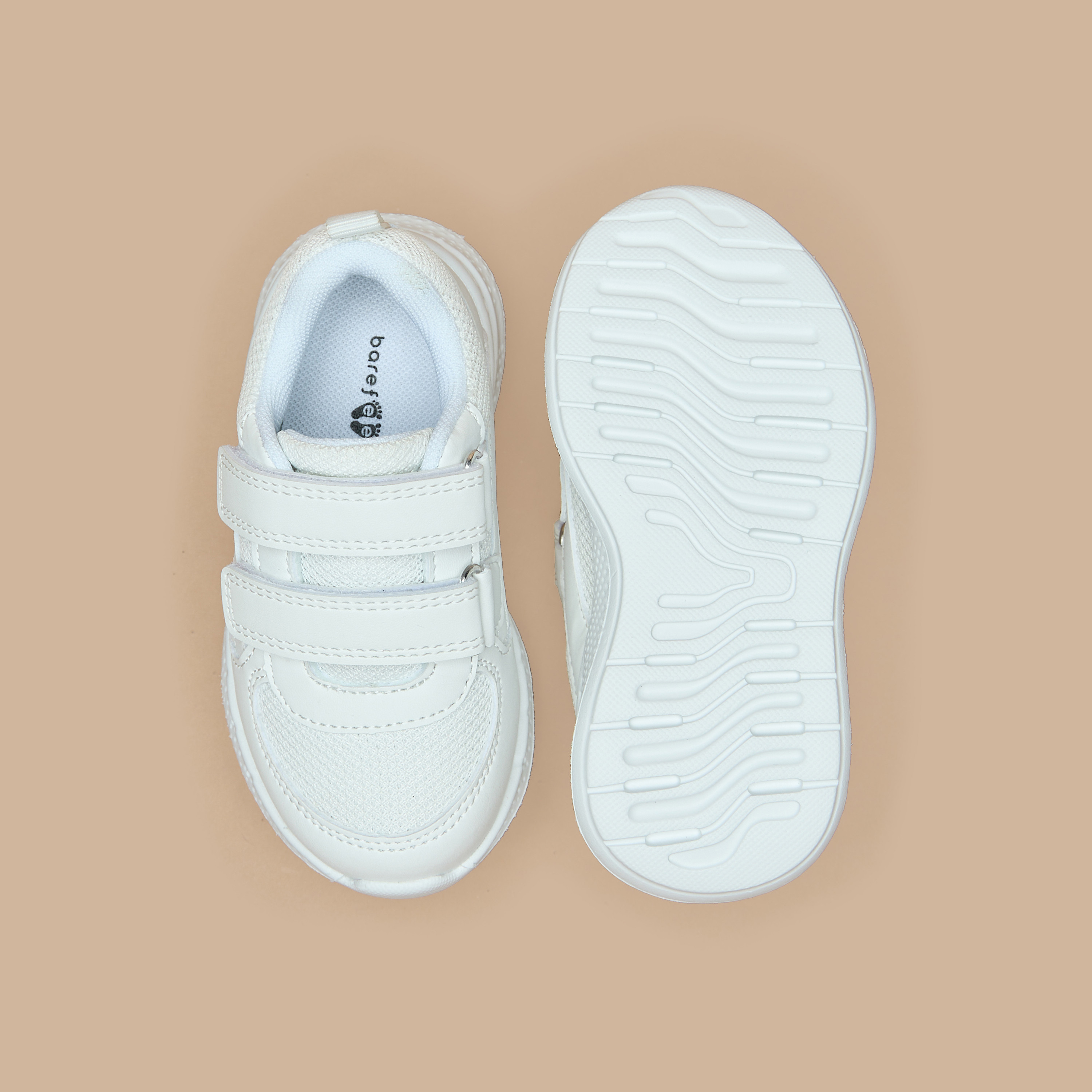 حذاء سنيكرز بشريط إغلاق لاصق وتفاصيل شبكية للأطفال من بيرفيت-boys-shoes-sneakers-image-2