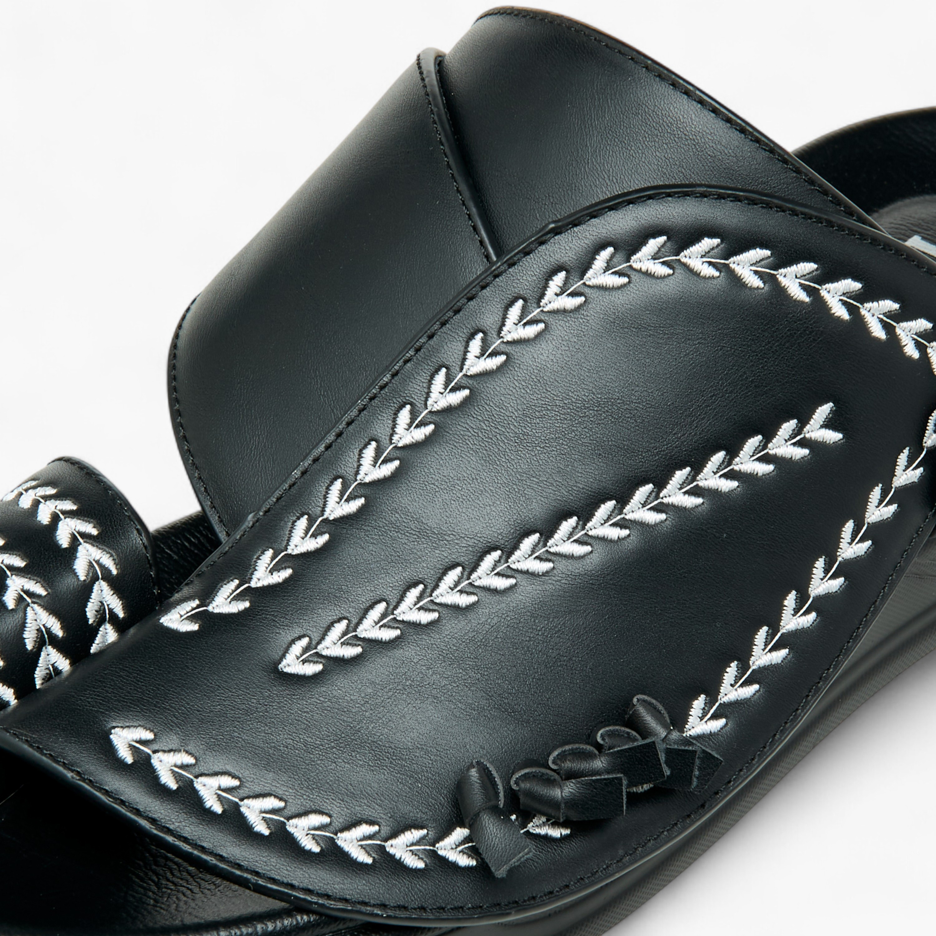 LBL by Shoexpress Embroidered Slip-On Arabic Sandals with Toe Loop-men-shoes-sandals-image-4