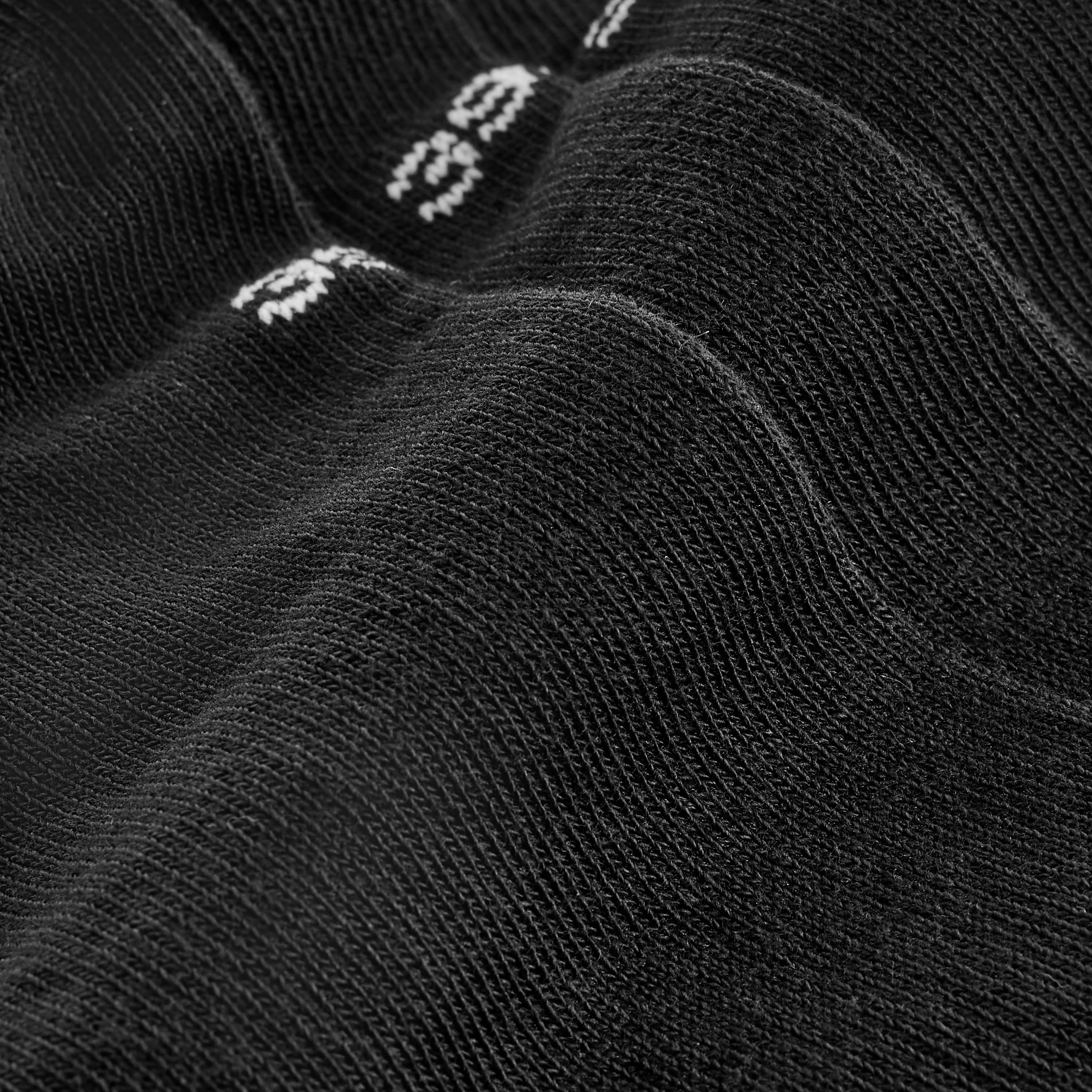 طقم جوارب 3 أزواج بطول الكاحل وبطبعات شعار من بوما-men-socks-image-4