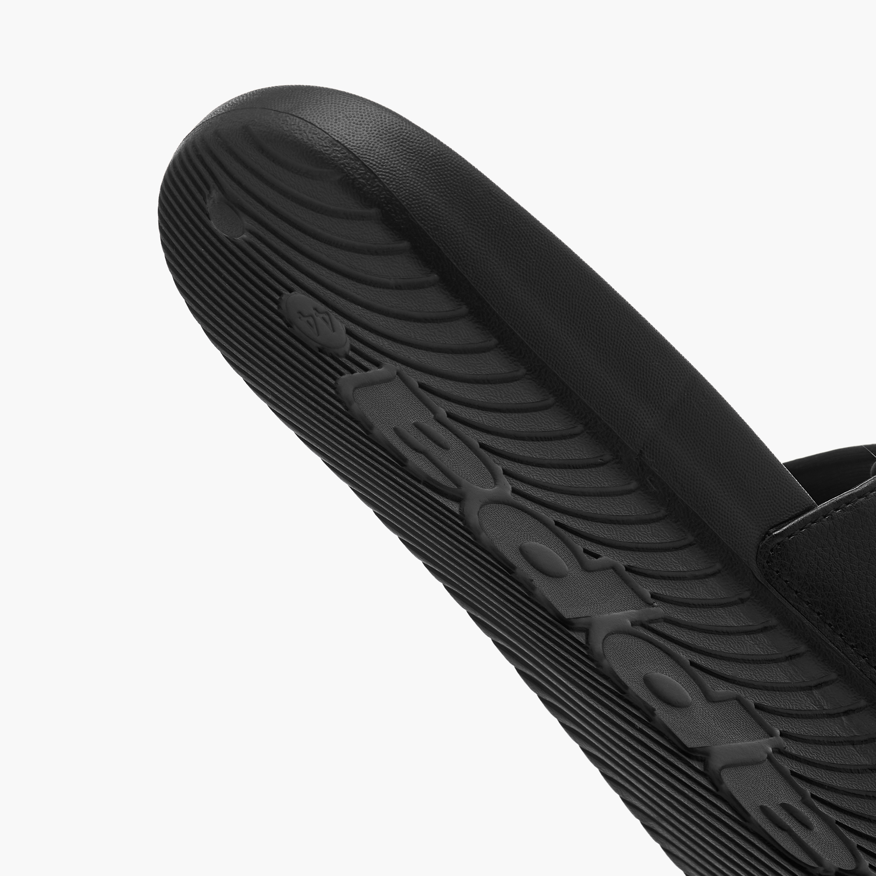 شبشب بتفاصيل شعار للرجال من كابا-men-shoes-flipflopsandslides-image-9