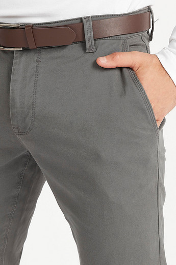 Sustainable Solid Chinos with Pockets and Belt Loops