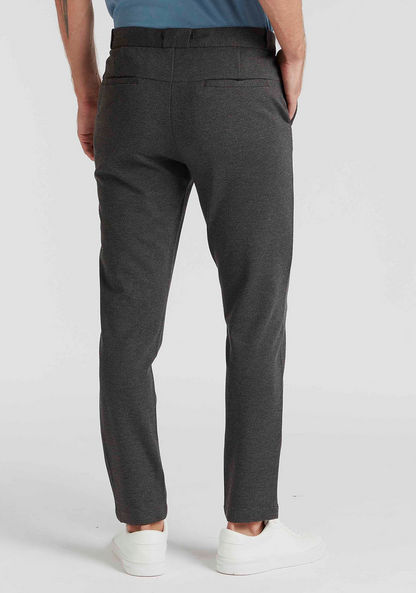 Solid Slim Fit Mid-Rise Chinos with Button Closure and Pockets