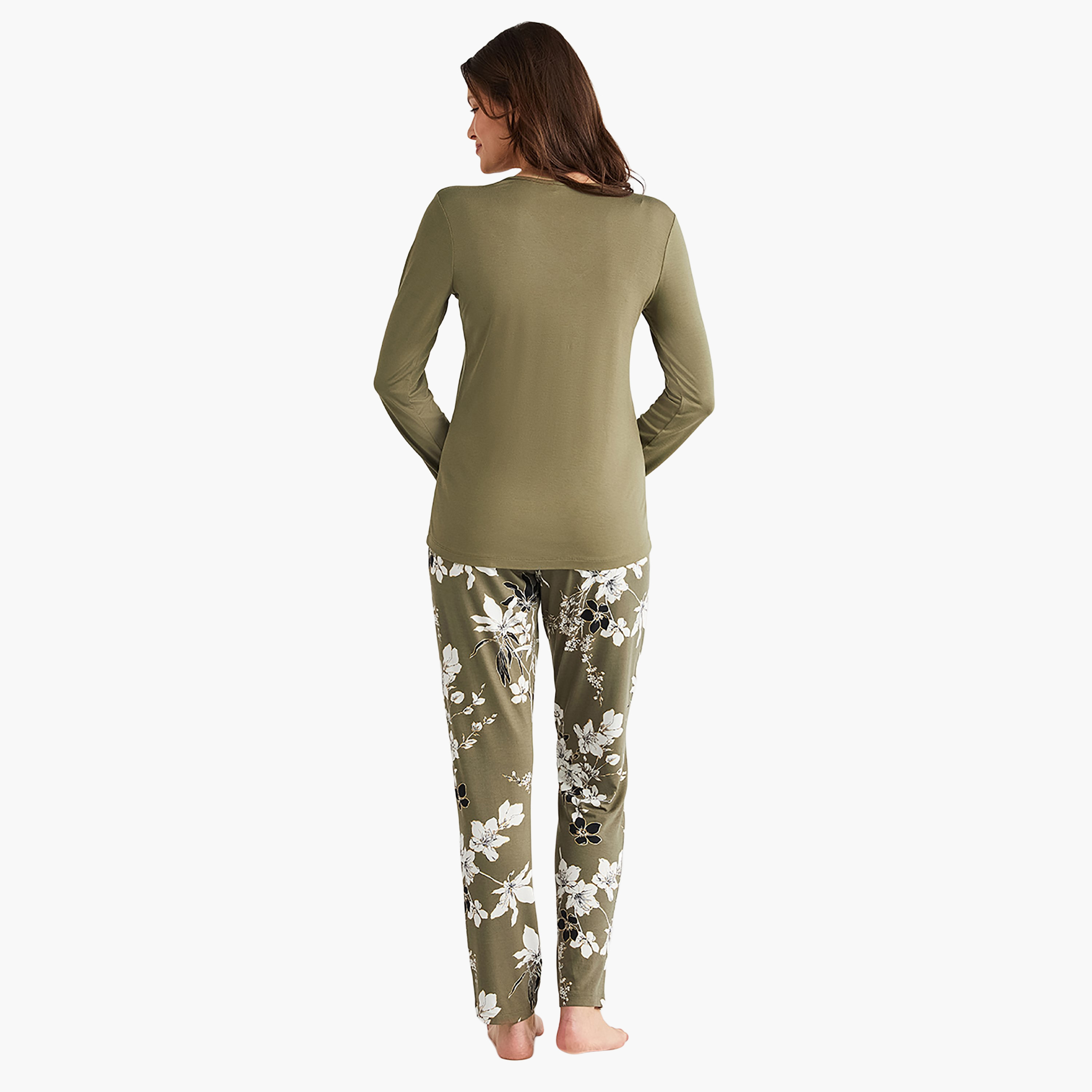 Penye Mood Pyjama Set with Floral V-Neck T-Shirt and Women's Pyjama-women-clothing-nightwear-pyjamas-longsets-image-4