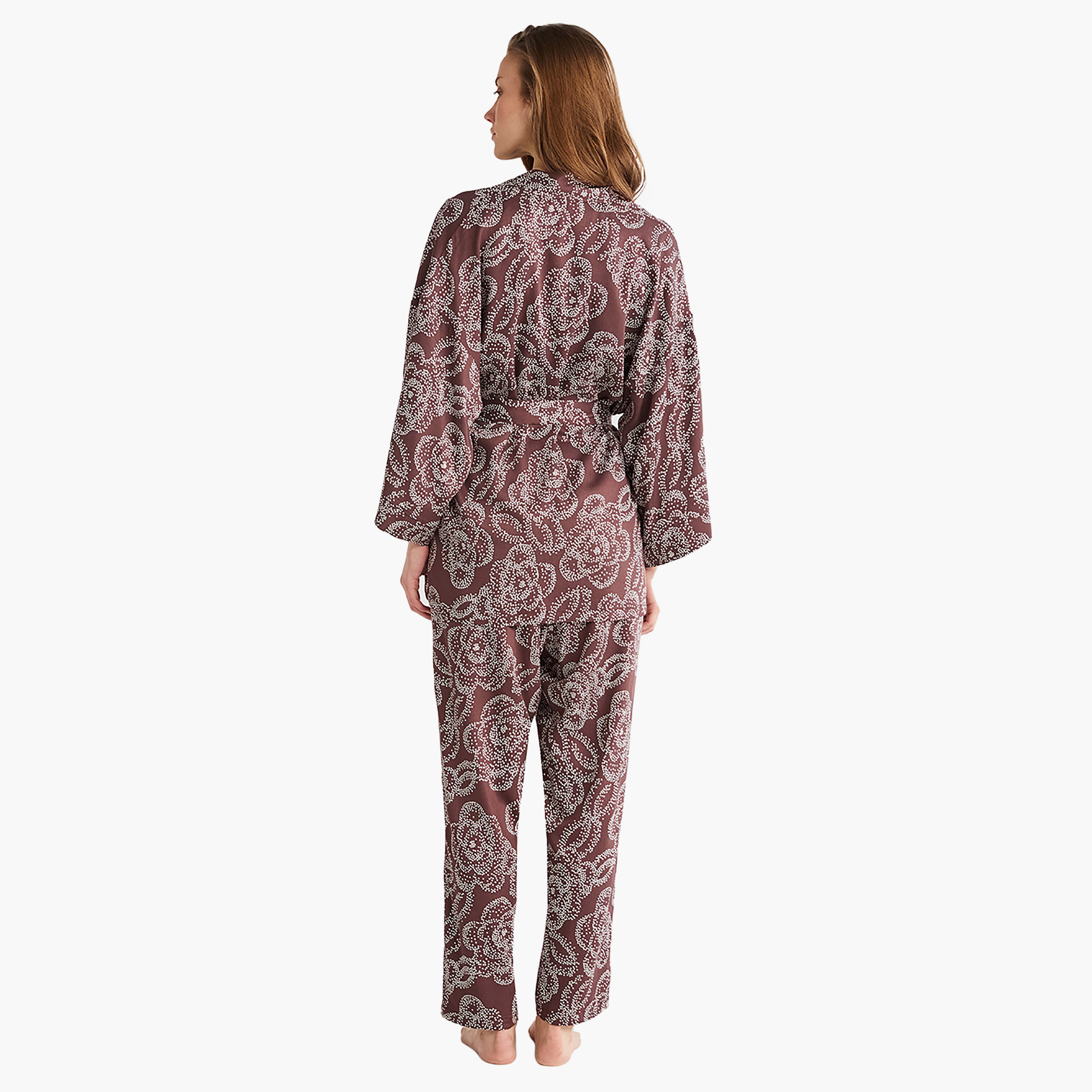 طقم رداء مكون من 3 قطع مع تي شيرت بفتحة رقبة V وبنطلون ورداء نسائي من بيني موود-women-clothing-nightwear-pyjamas-longsets-image-4