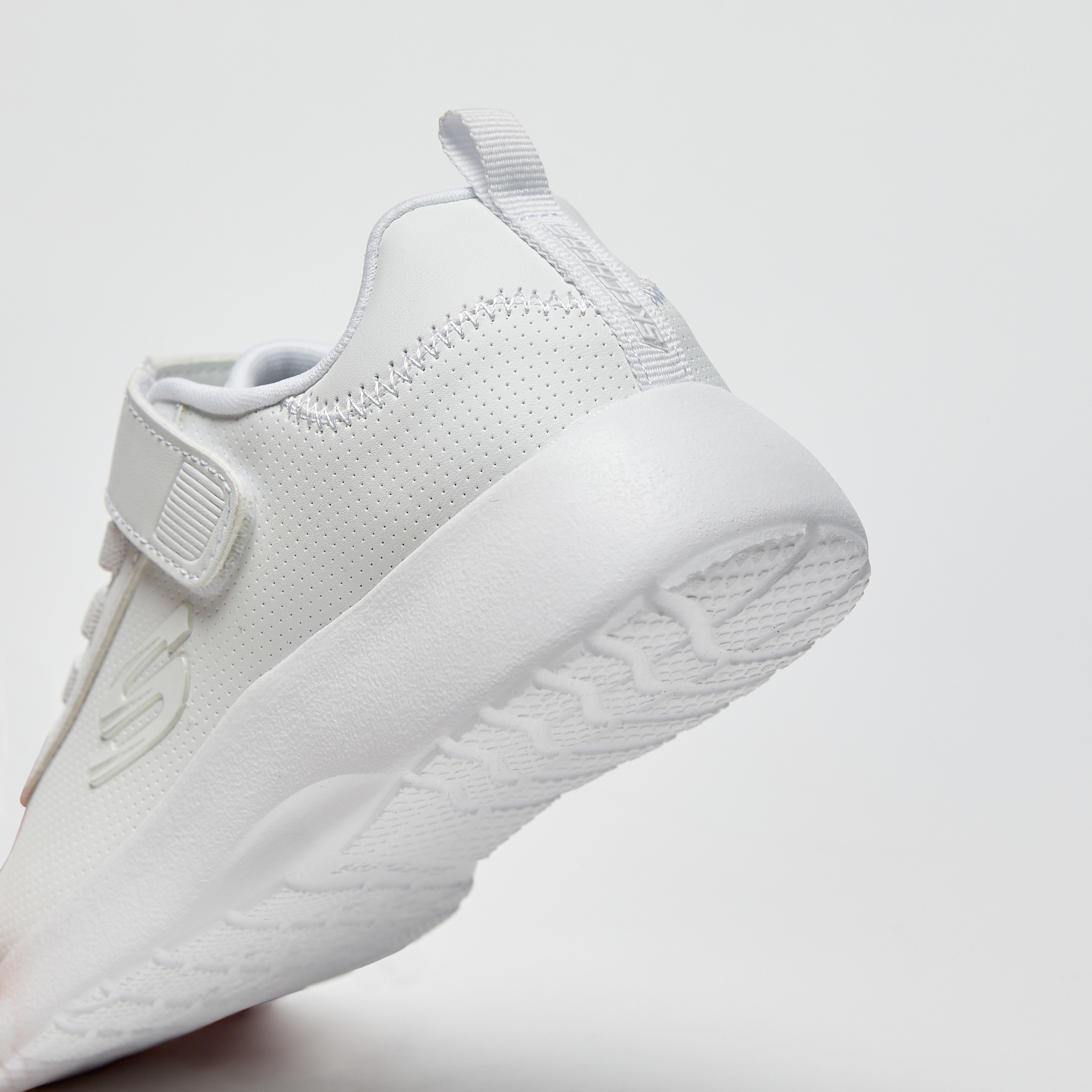 سنيكرز من سكيتشرز ذو ديناماتيك هوك آند لوب 97772L | OE-girls-shoes-sneakers-image-16