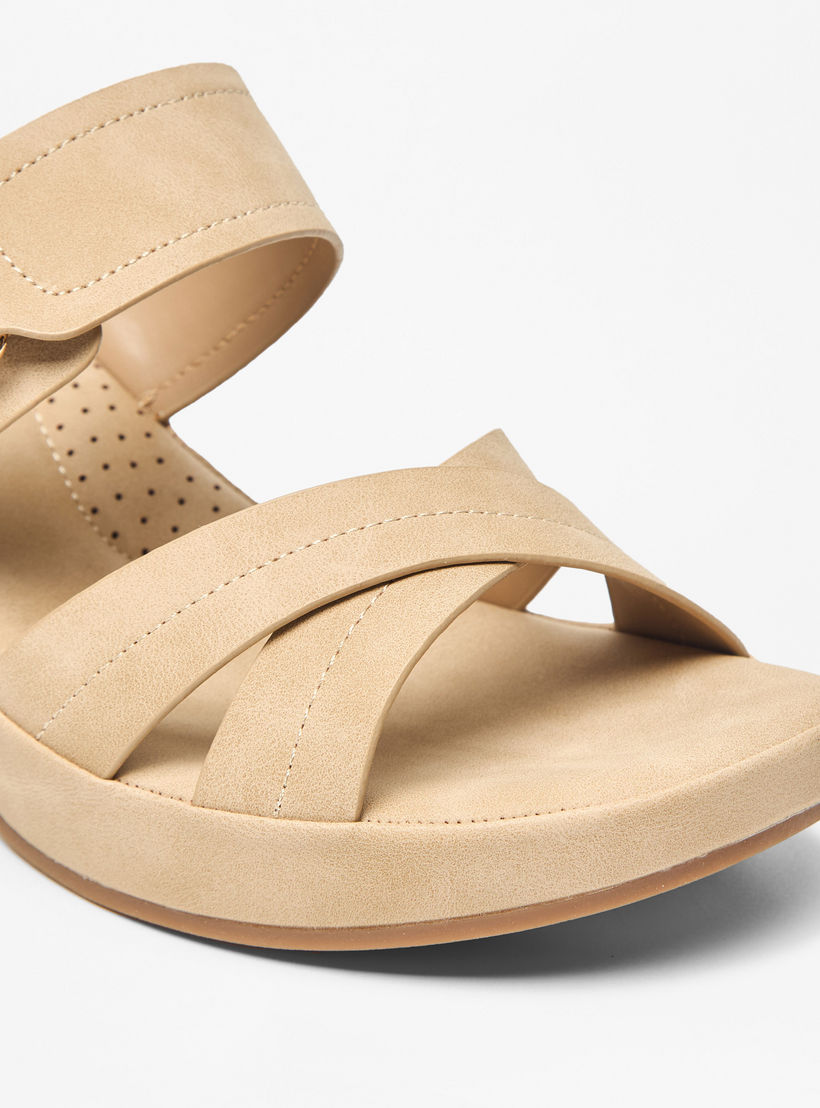 صندل مريح سادة سهل الارتداء بحزام متقاطع من لو كونفورت-women-shoes-sandals-heeled-image-5