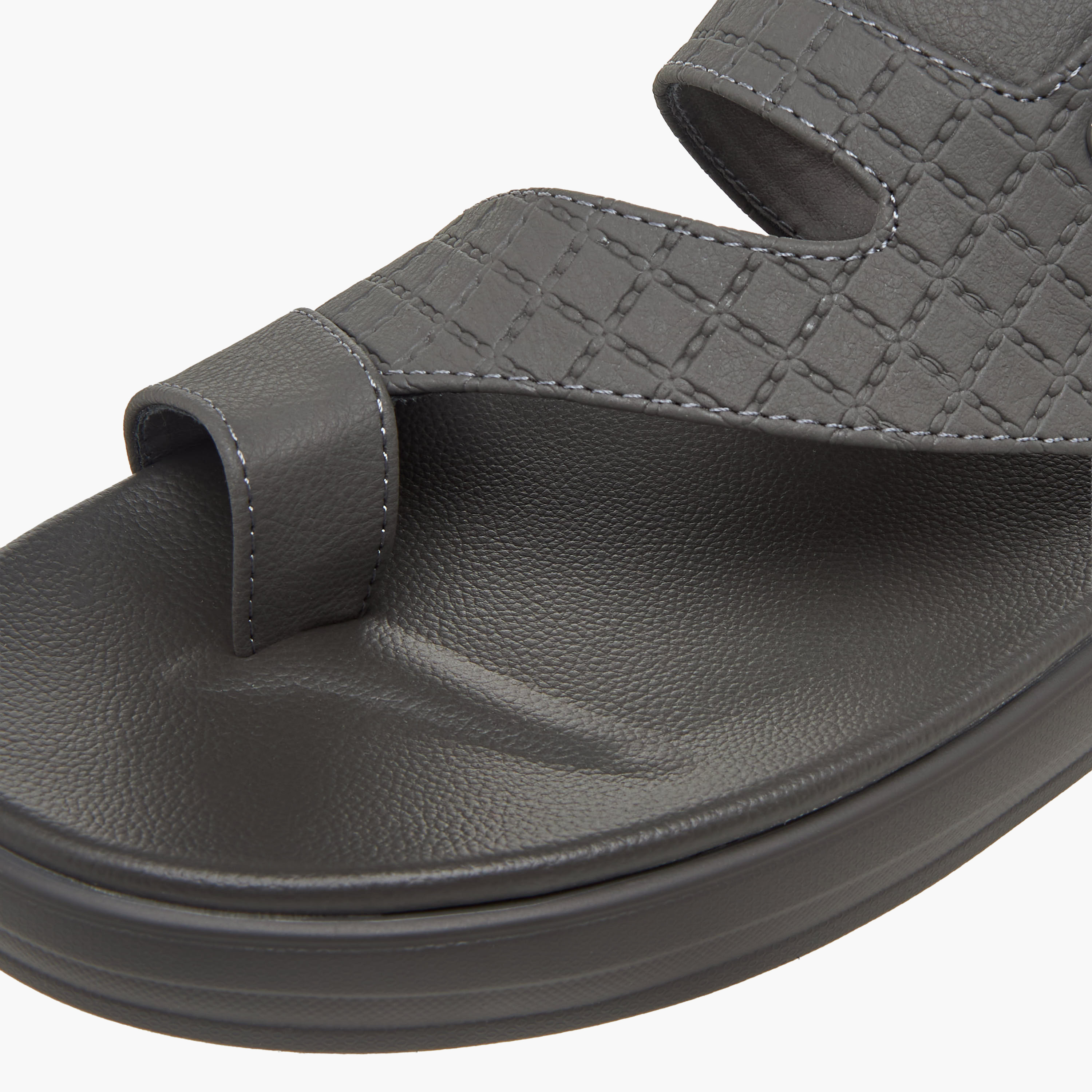 صندل عربي بتفاصيل حلقة إصبع للرجال من الواحة-men-shoes-sandals-image-4