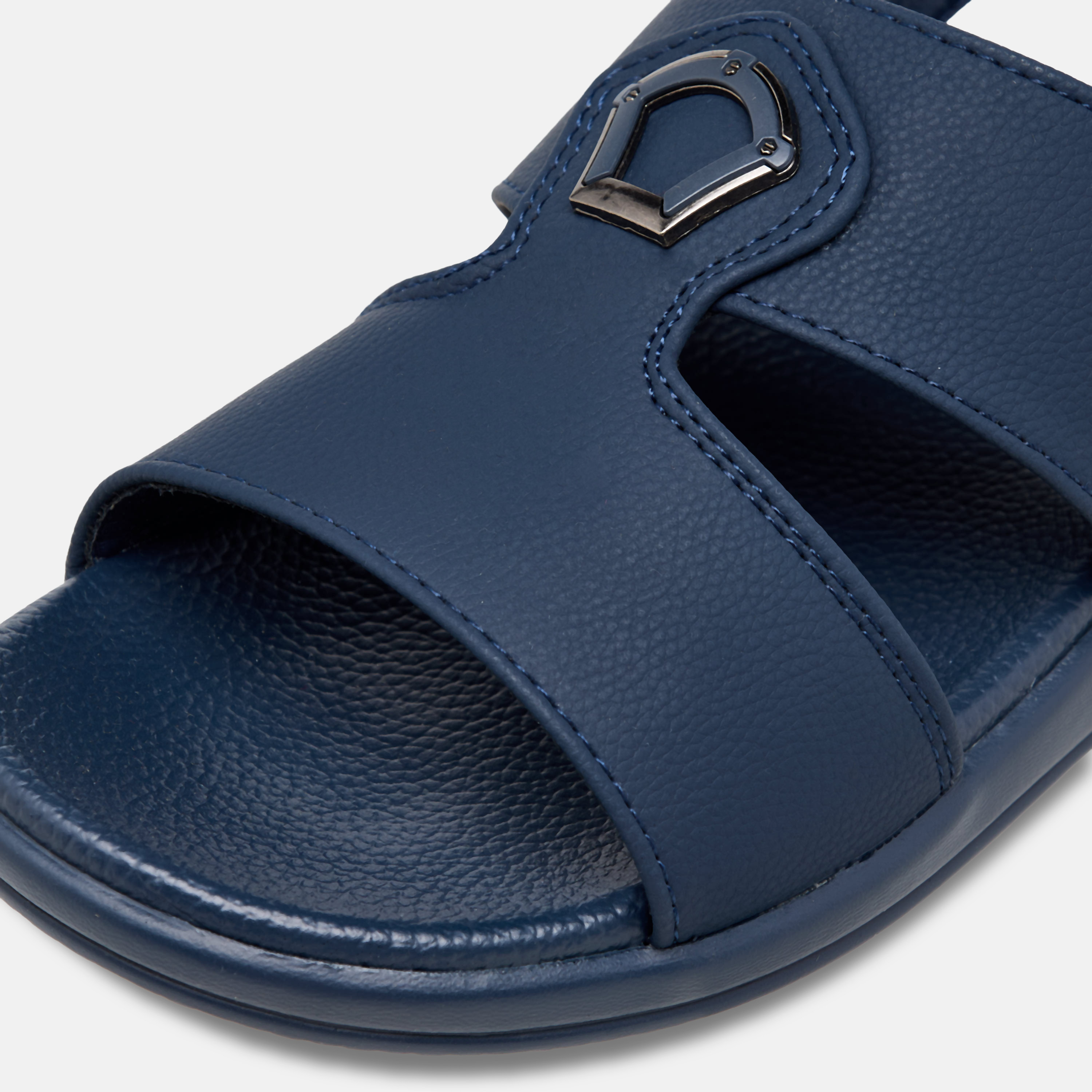 صندل عربي بشريط إغلاق لاصق للأولاد من إل بي إل من شو إكسبريس-boys-shoes-sandals-image-4