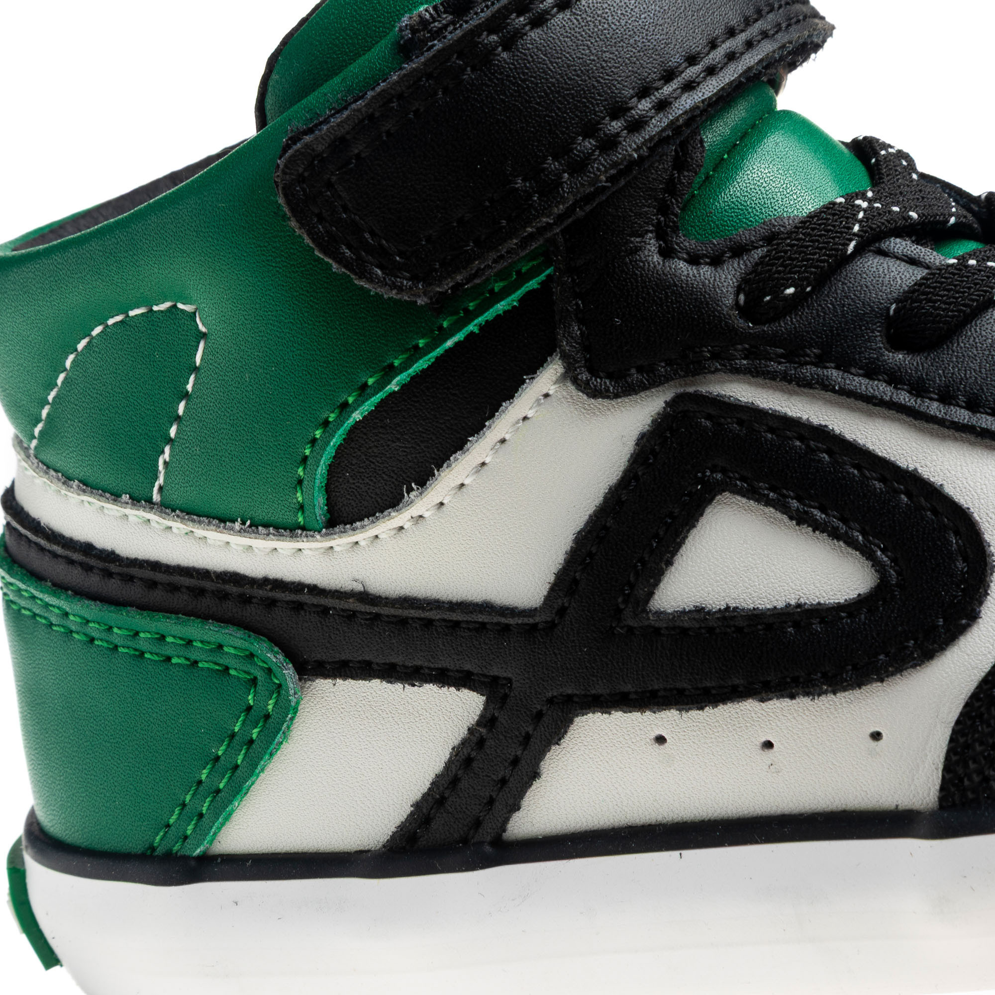 حذاء رياضي جلد بشريط إغلاق لاصق للأولاد من بابلوفسكي-boys-shoes-sneakers-image-6