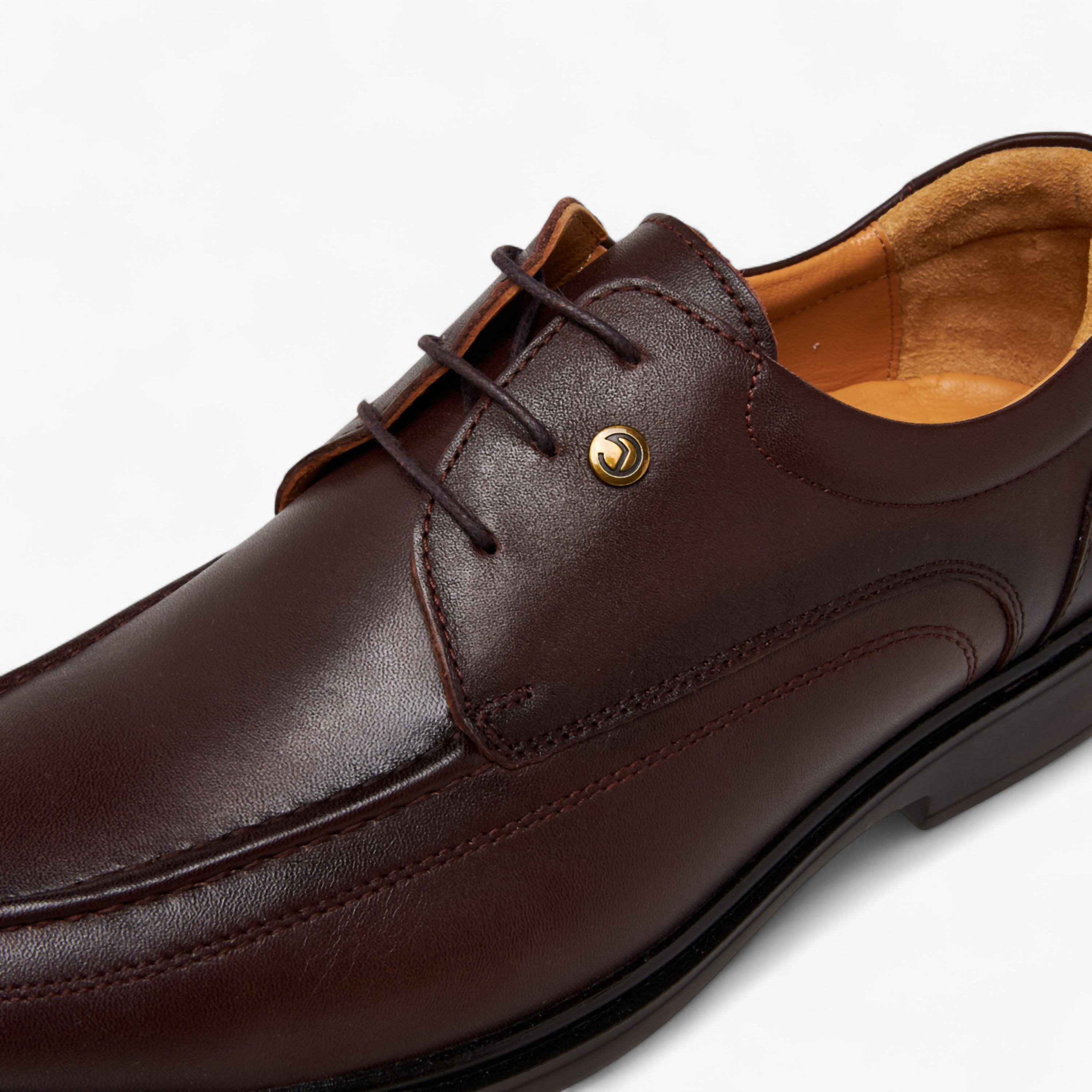 حذاء ديربي برباط للرجال من لو كونفورت-men-shoes-formalshoes-image-5