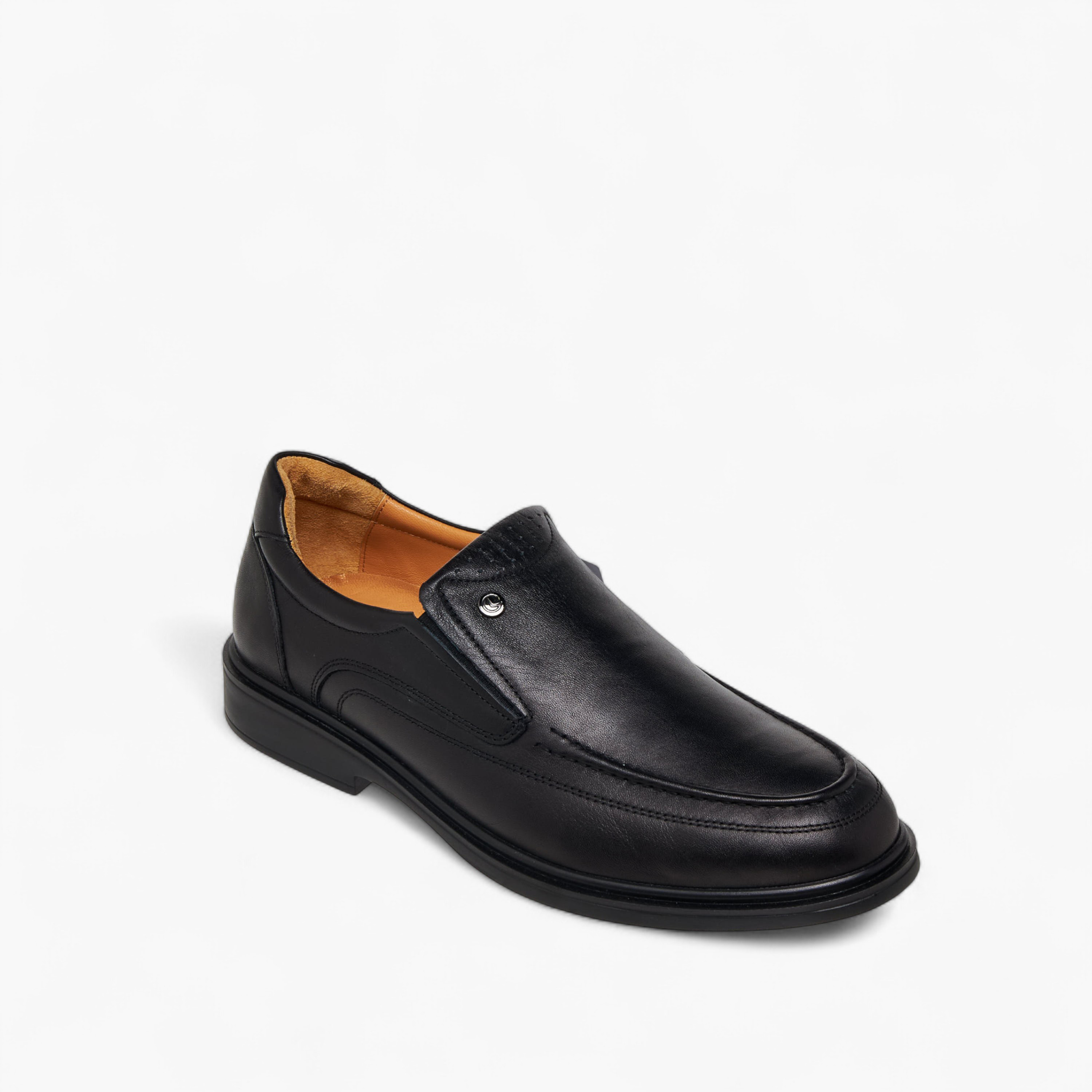 Le Confort Men Slip-On Leather Loafers-men-shoes-formalshoes-image-2