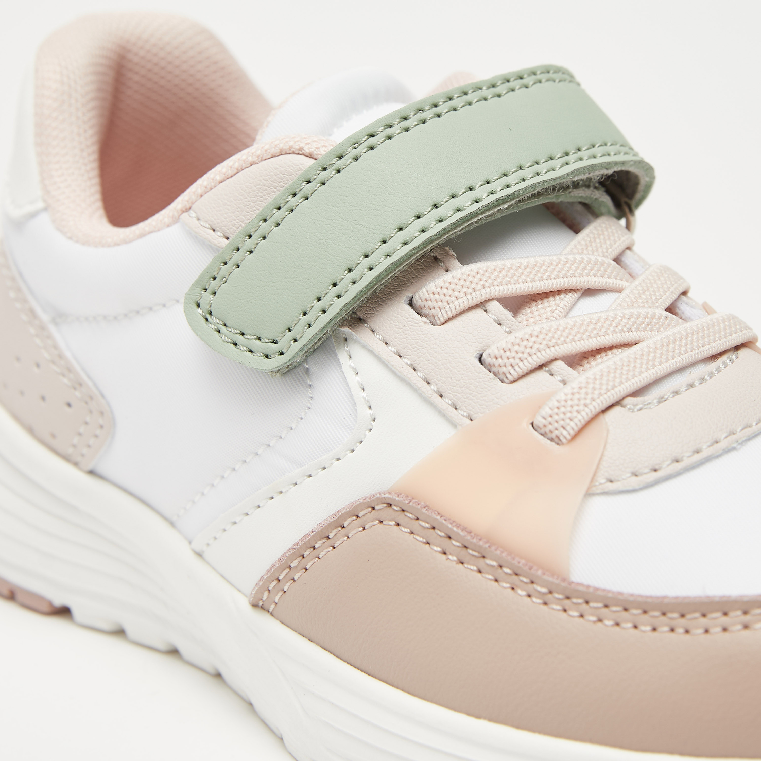 حذاء سنيكرز بِقوالب ملونة وشريط إغلاق لاصق من جونيورز-girls-shoes-sneakers-image-5