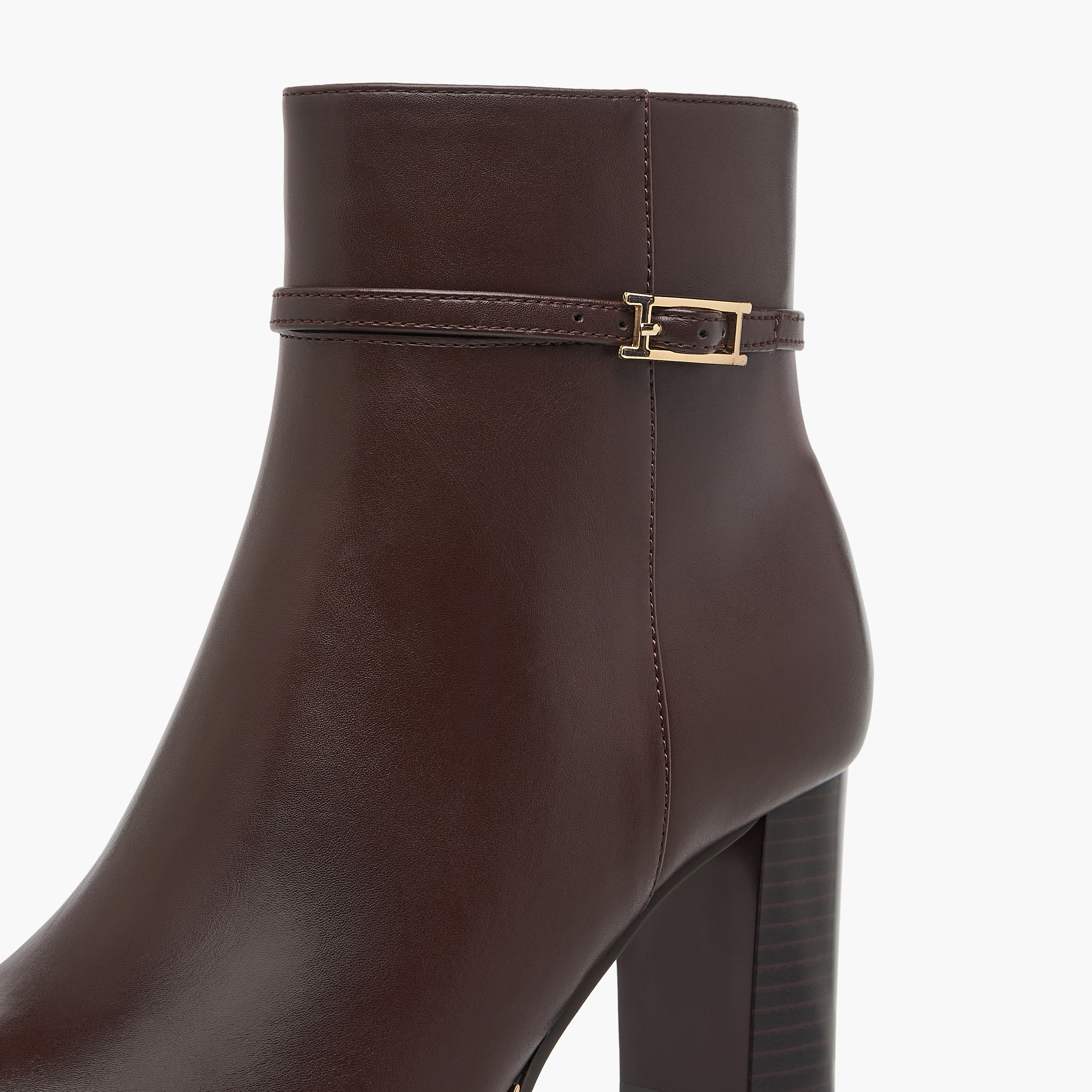 بوت كاحل سادة بسحاب إغلاق وكعب سميك للنساء من سيليست-women-shoes-boots-image-4