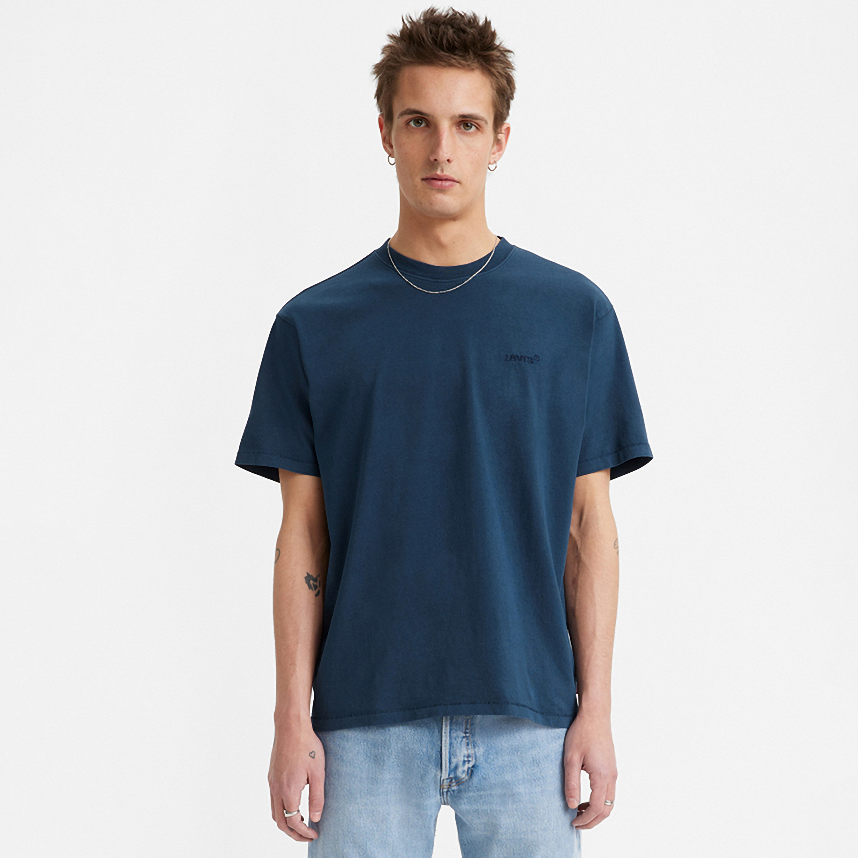 تي شيرت رجالي سادة برقبة دائرية وأكمام قصيرة من ليفايس-men-clothing-tshirtsandpolos-tshirts-image-1