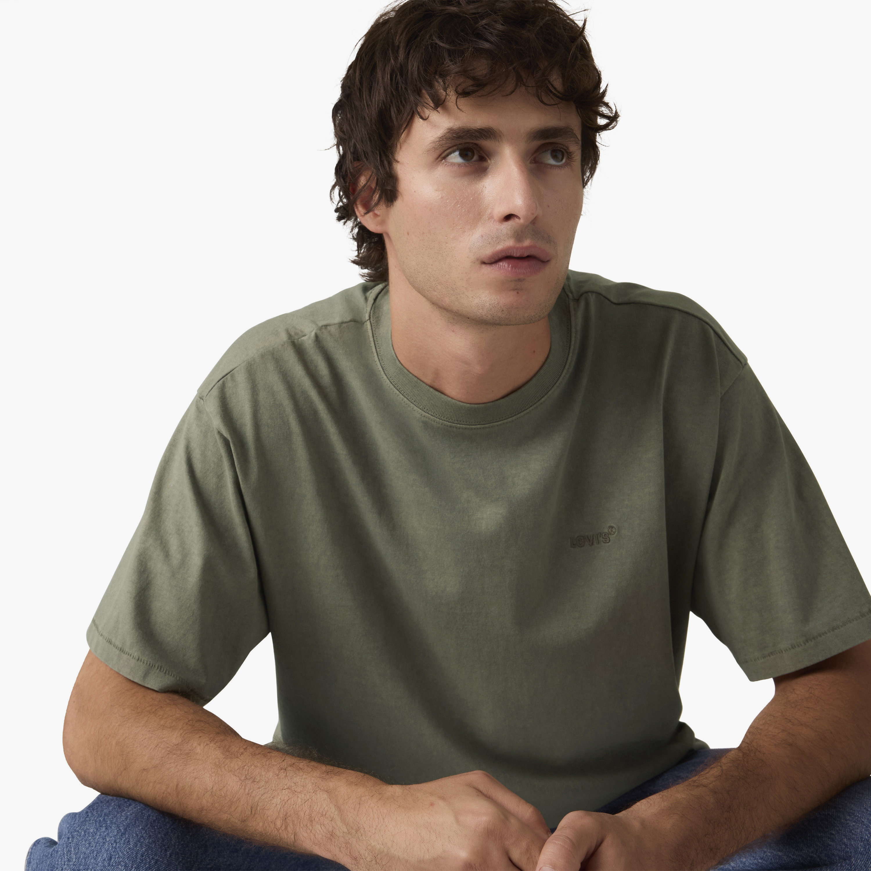 تي شيرت رجالي سادة بياقة دائرية وأكمام قصيرة من ليفايس-men-clothing-tshirtsandpolos-tshirts-image-2