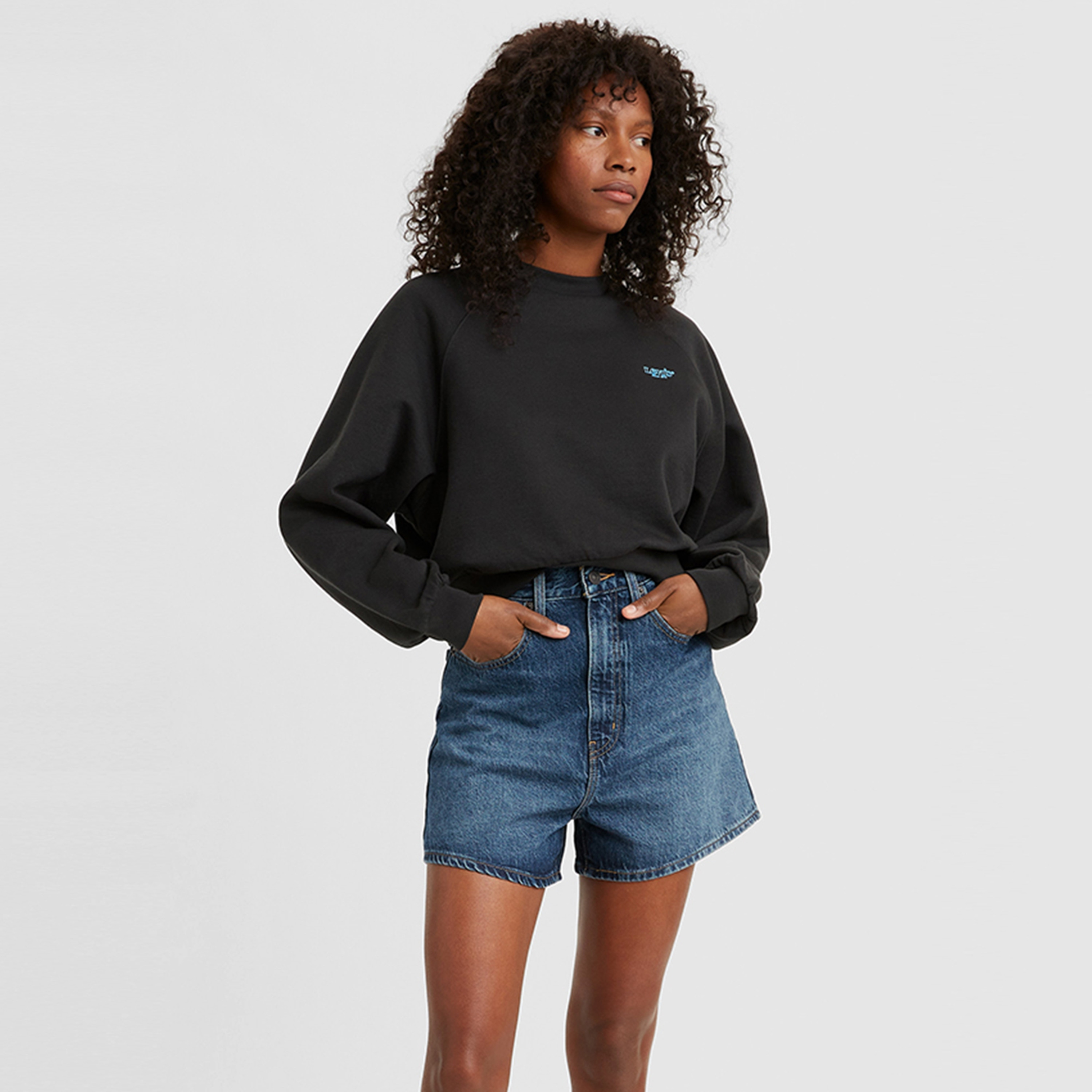 سترة ليفي النسائية ذات الرقبة المستديرة والأكمام الطويلة-women-clothing-hoodiesandsweatshirts-sweatshirts-image-2