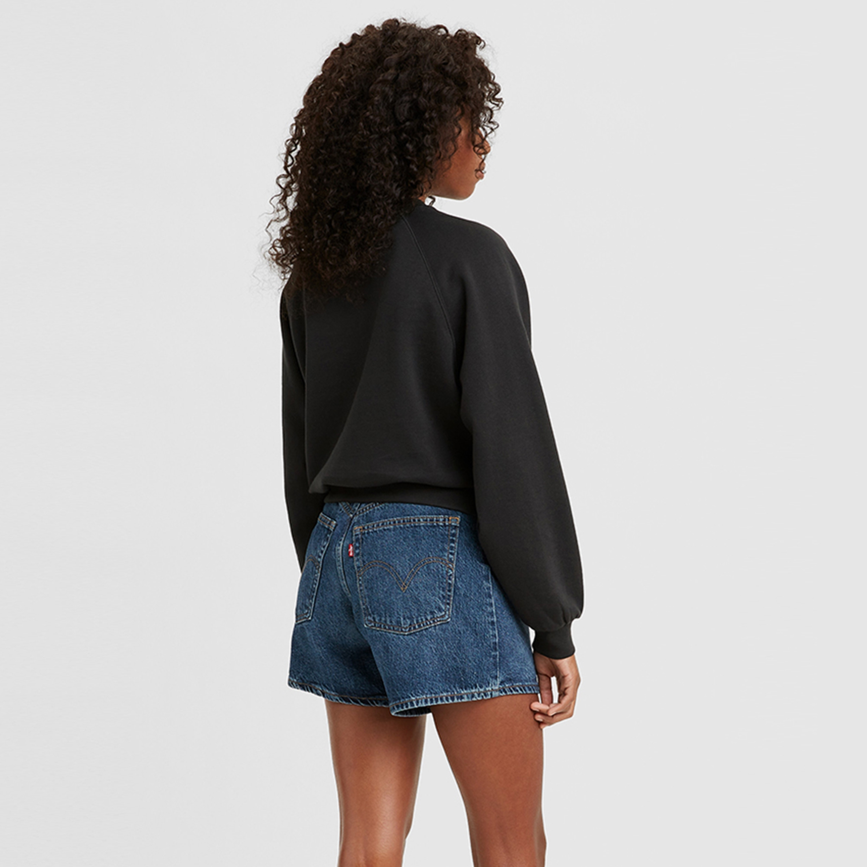 سترة ليفي النسائية ذات الرقبة المستديرة والأكمام الطويلة-women-clothing-hoodiesandsweatshirts-sweatshirts-image-3
