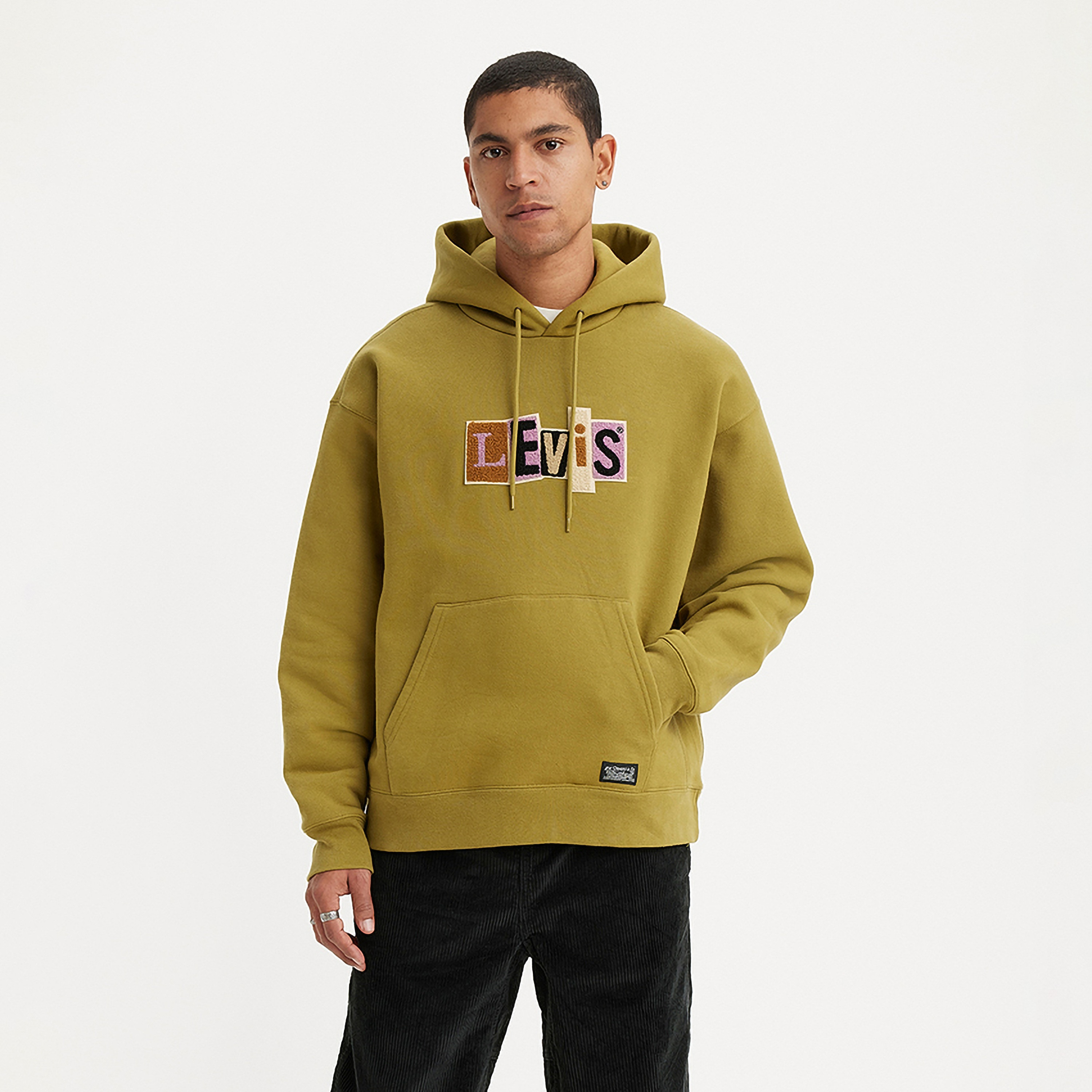هودي للرجال بأكمام طويلة مزين بتطريزات من لي فايس-men-winterwear-hoodiesandsweatshirts-image-1