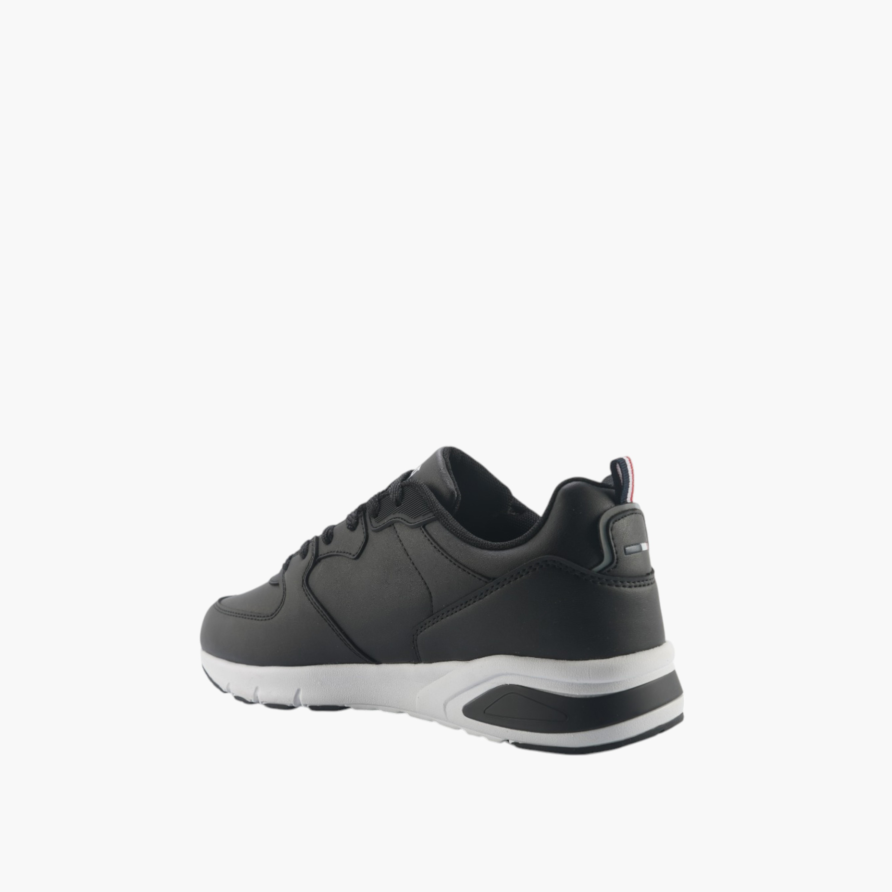 حذاء سنيكرز برباط وشعار من يو أس بولو أسن-men-shoes-sneakers-image-2