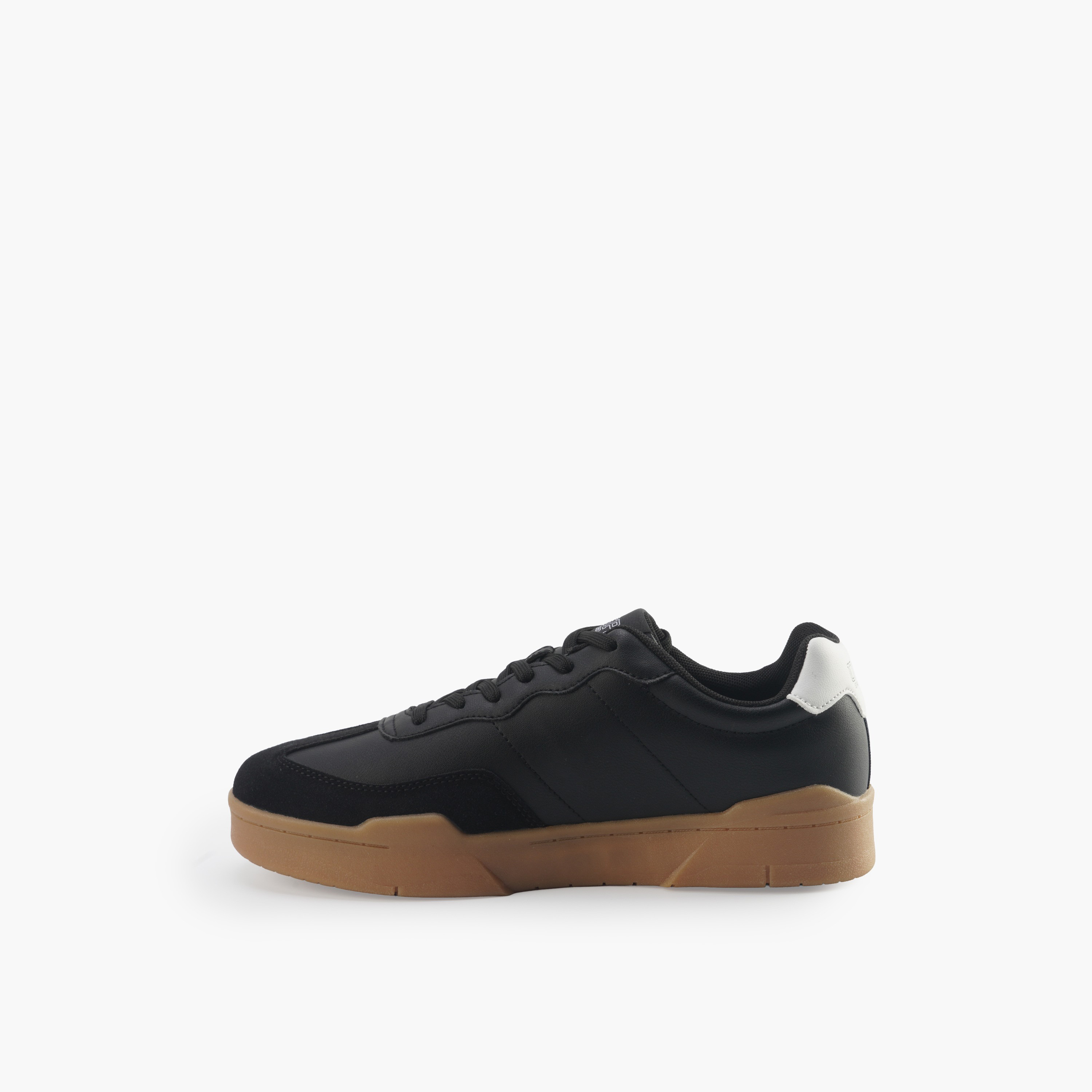 حذاء سنيكرز برباط إغلاق وطبعات شعار للرجال من يو إس بولو-men-shoes-sneakers-image-3