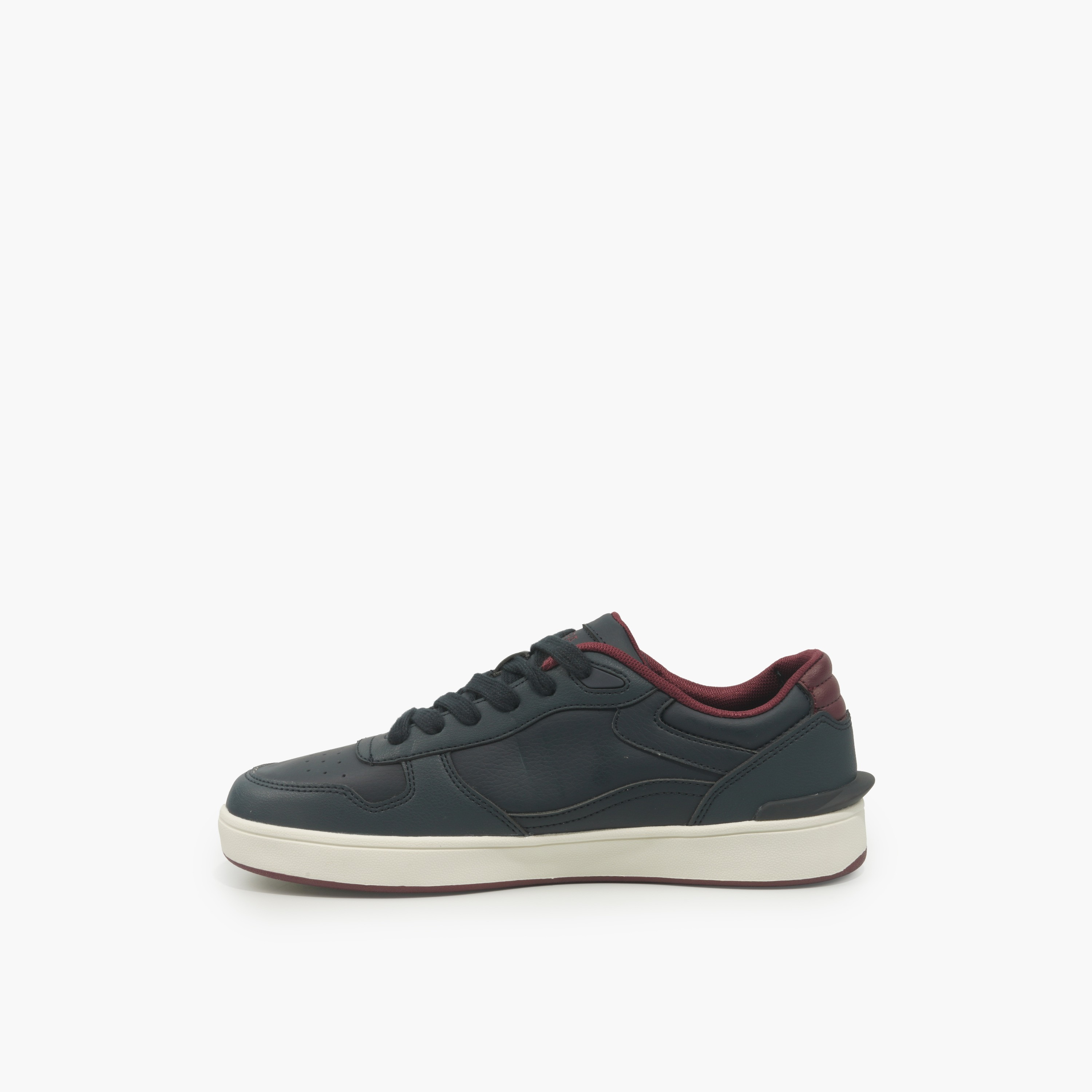 حذاء سنيكرز بطول الكاحل ورباط إغلاق وطبعات شعار للرجال من يو إس بولو أسن-men-shoes-sneakers-image-3